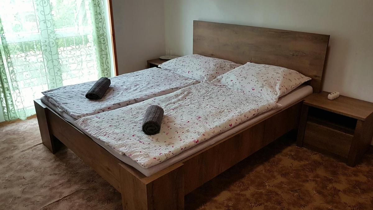 Double Room with Private External Bathroom photo 1