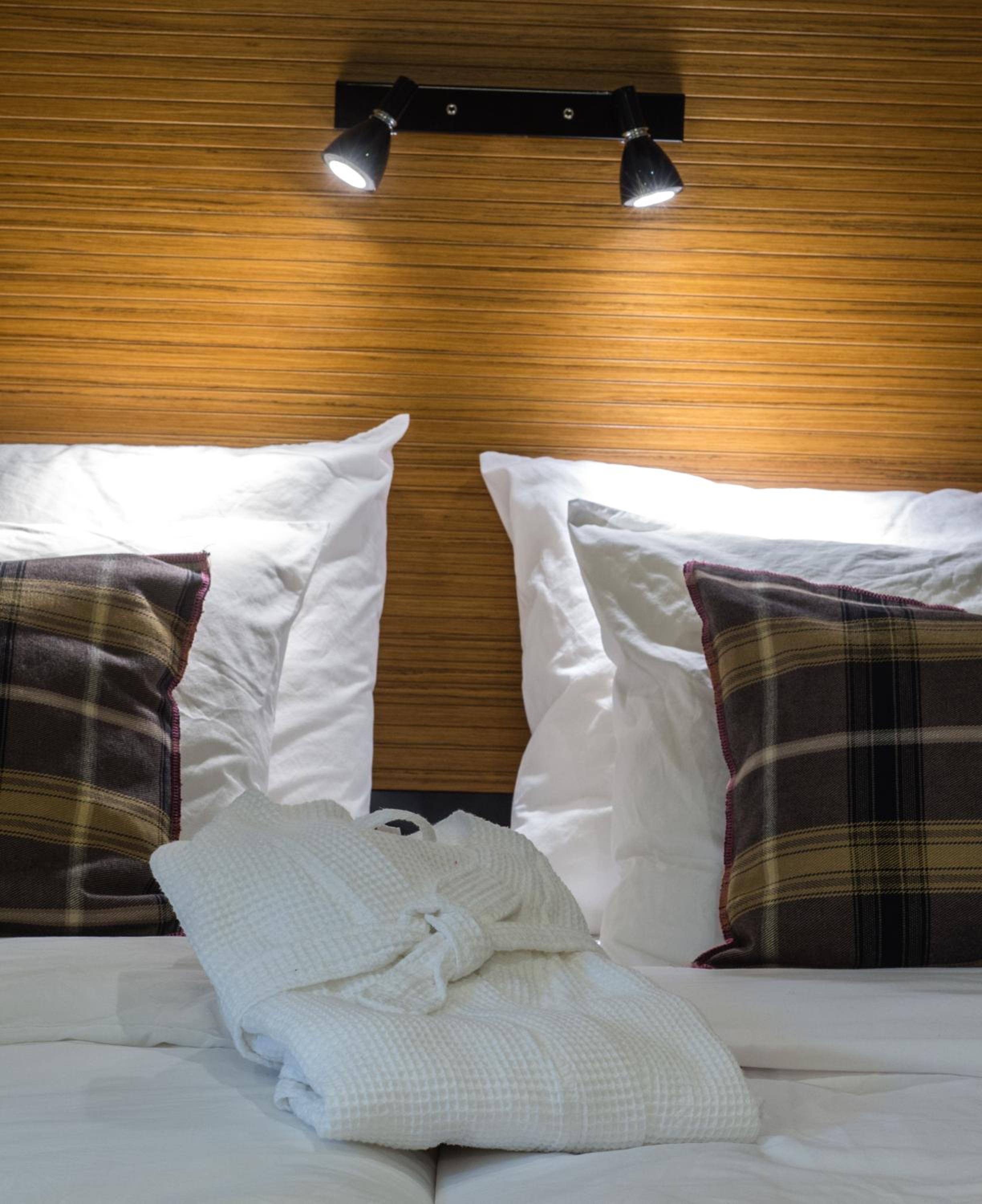 Deluxe Twin Room photo 3