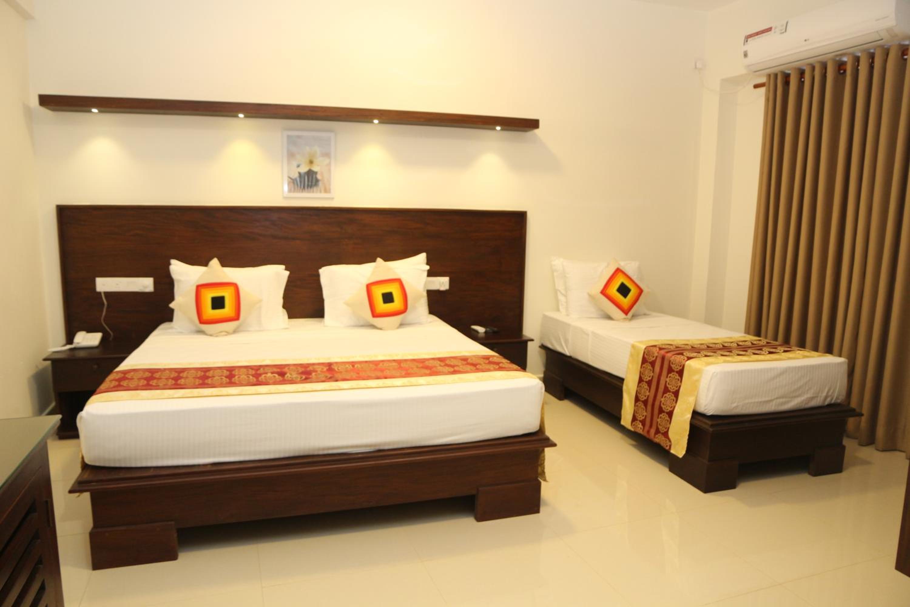 Deluxe Triple Room