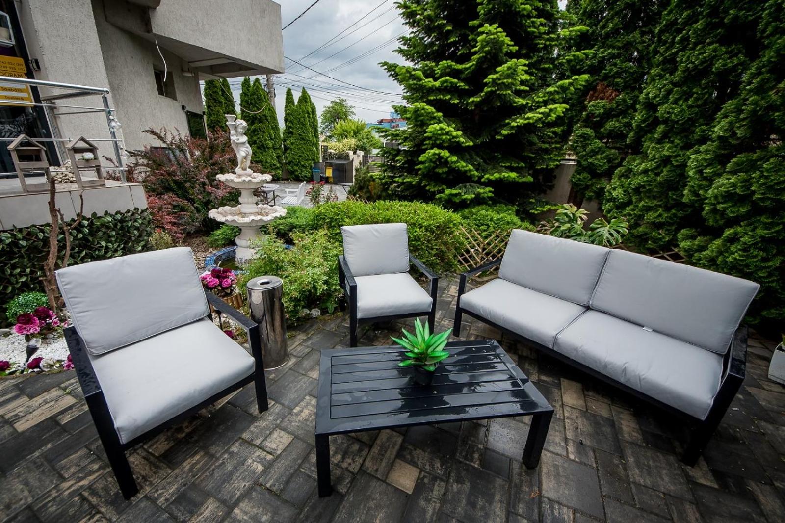 One-Bedroom Apartment with Balcony - Photo 26