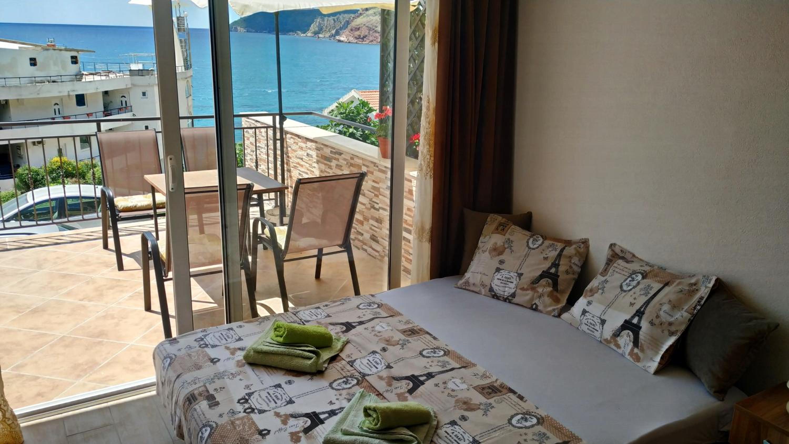 Studio with Sea View