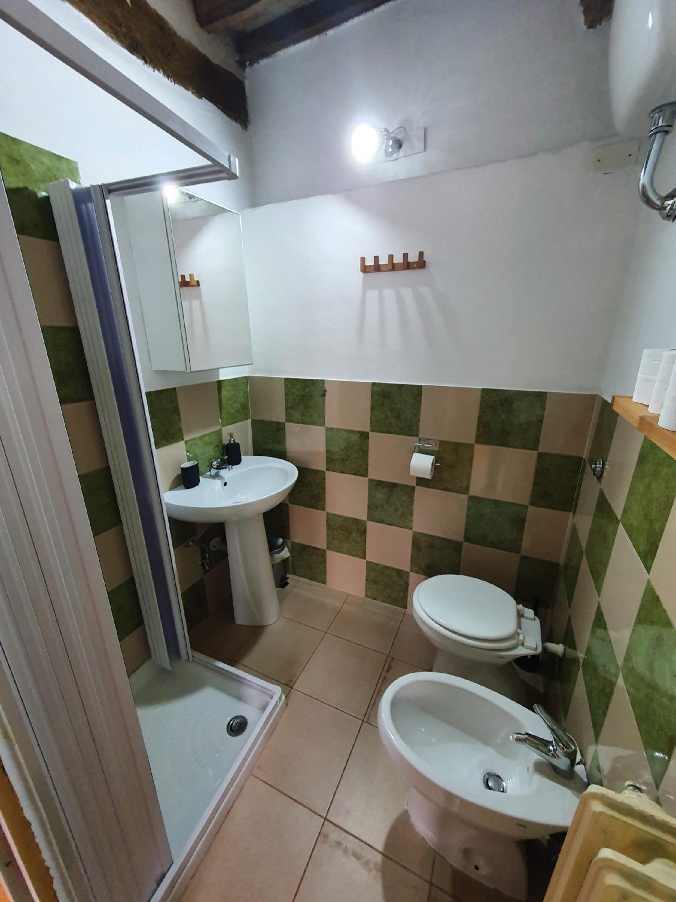 Deluxe Quadruple Room photo 3
