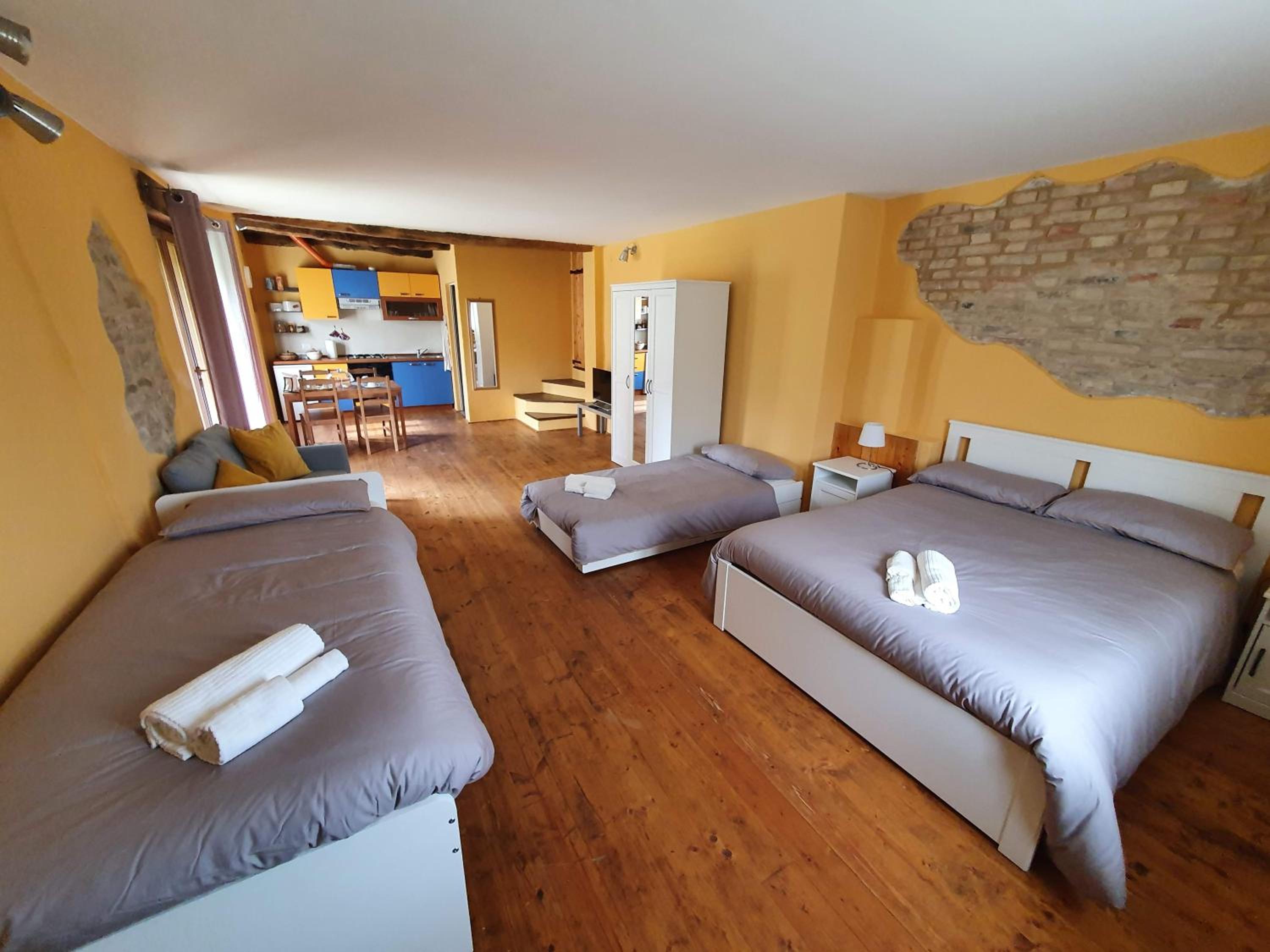 Deluxe Quadruple Room photo 1