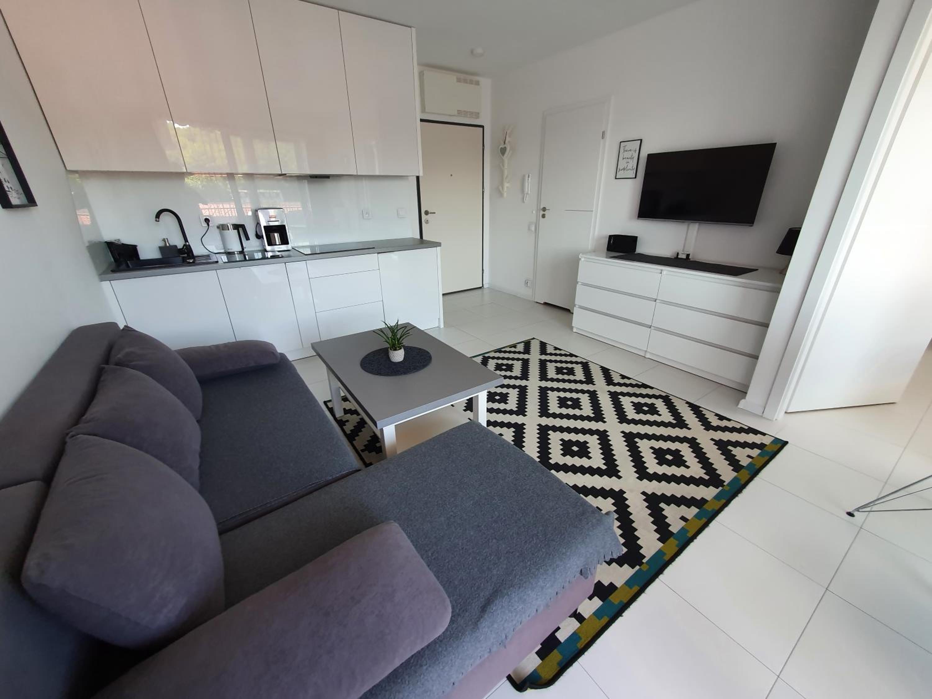 Apartment with Balcony photo 1
