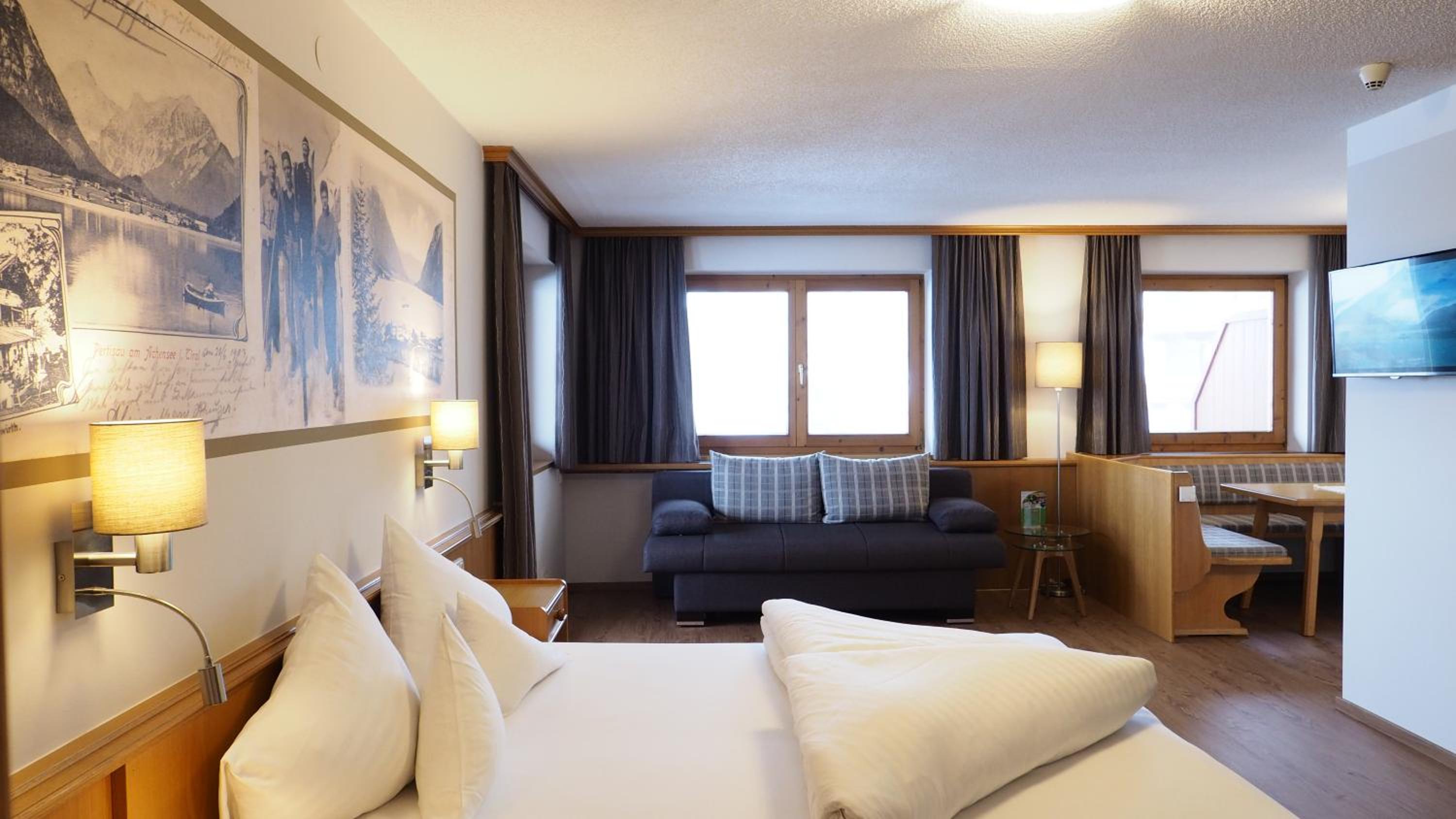 Apartment with Lake View