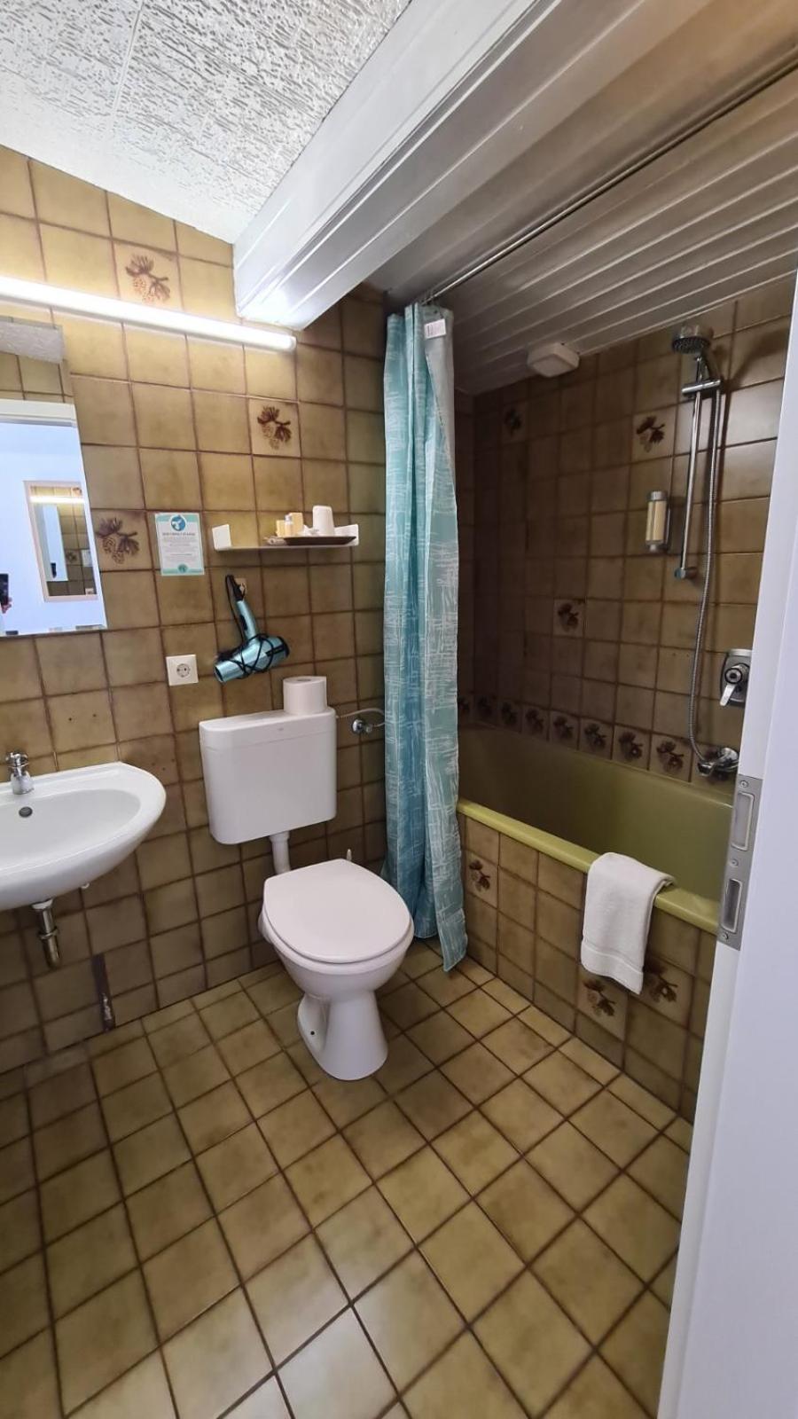 Double Room with Balcony photo 2