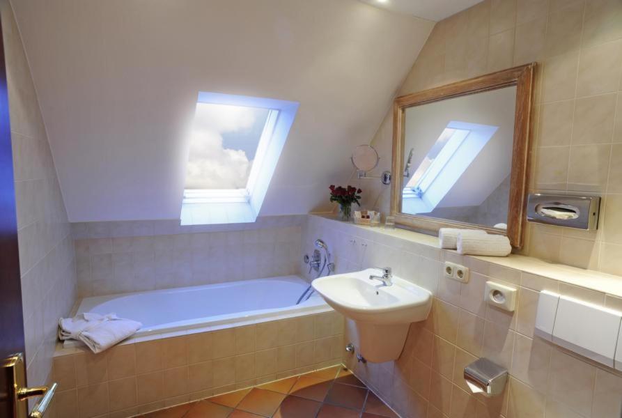 Bridal Suite photo 2