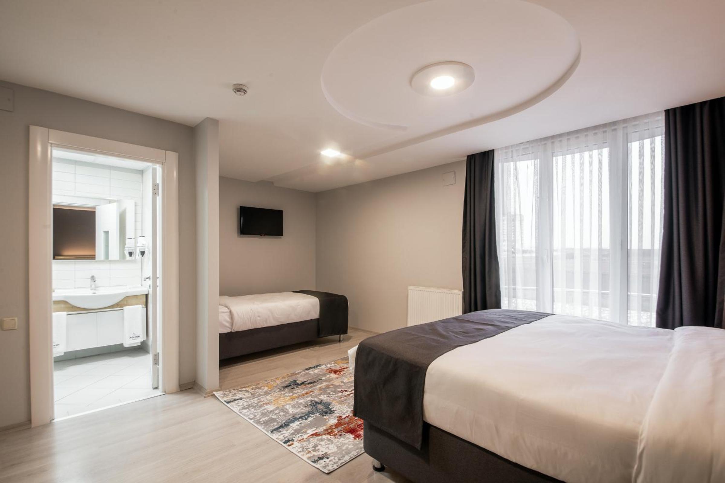 Superior Twin Room - Photo 7