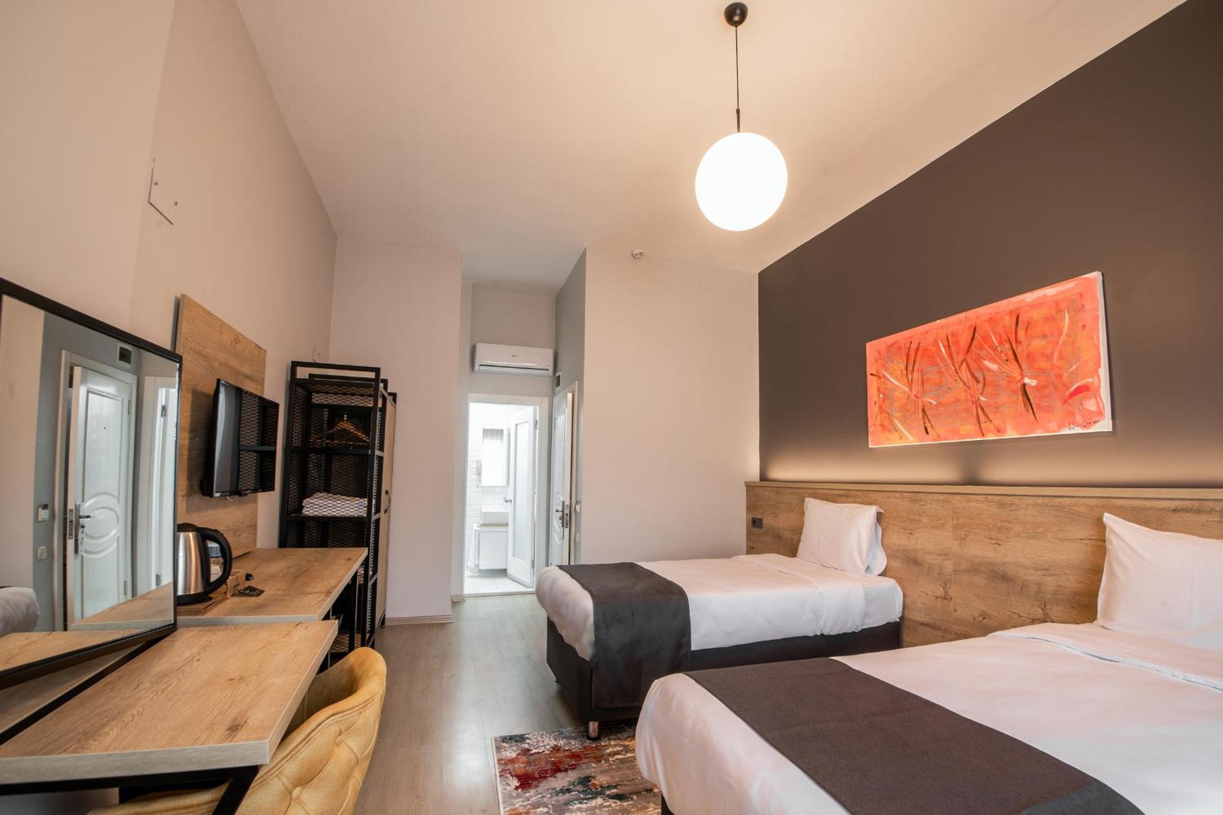 Superior Twin Room - Photo 3