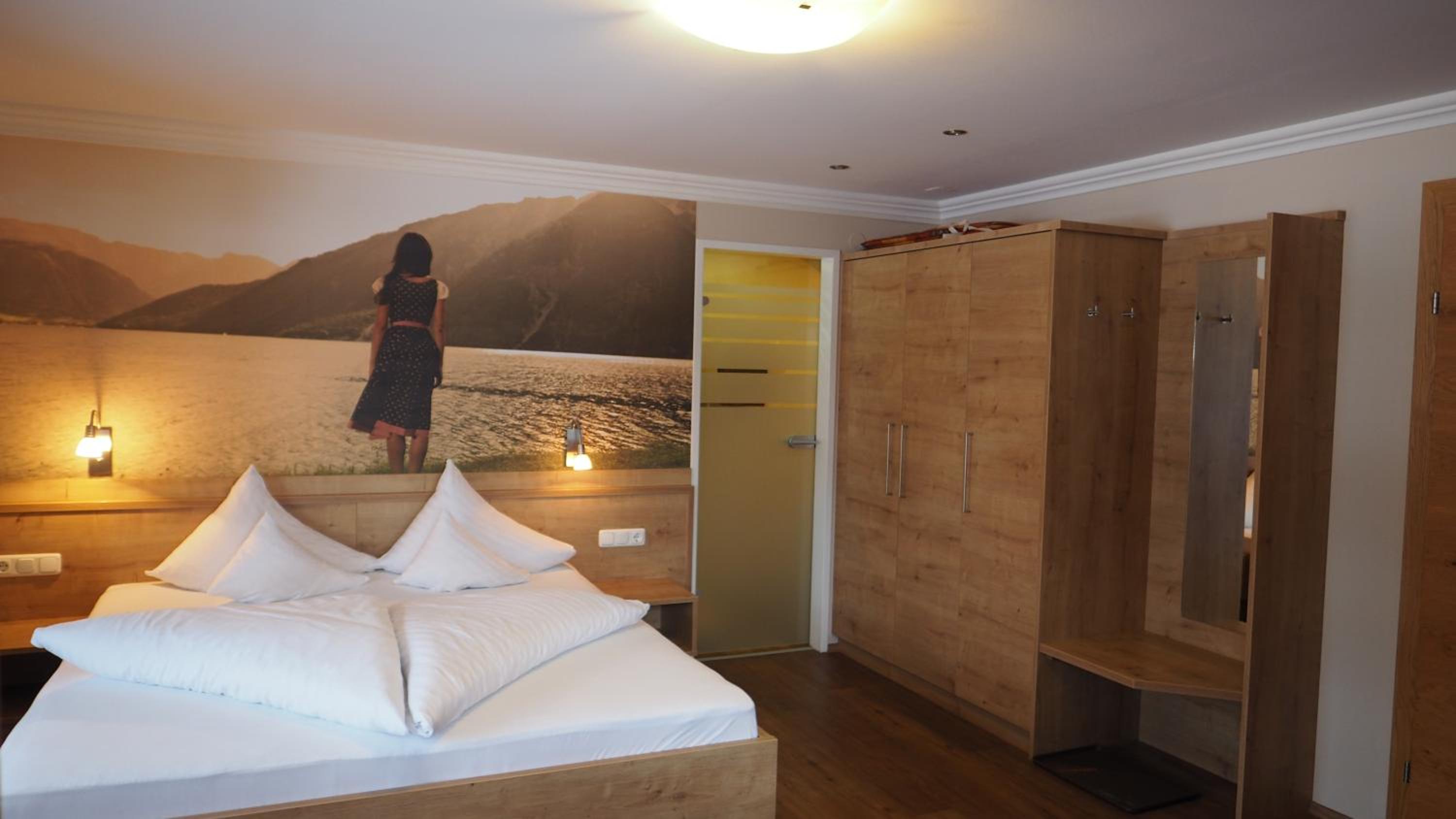 Comfort Double Room with Lake View 2 photo 2
