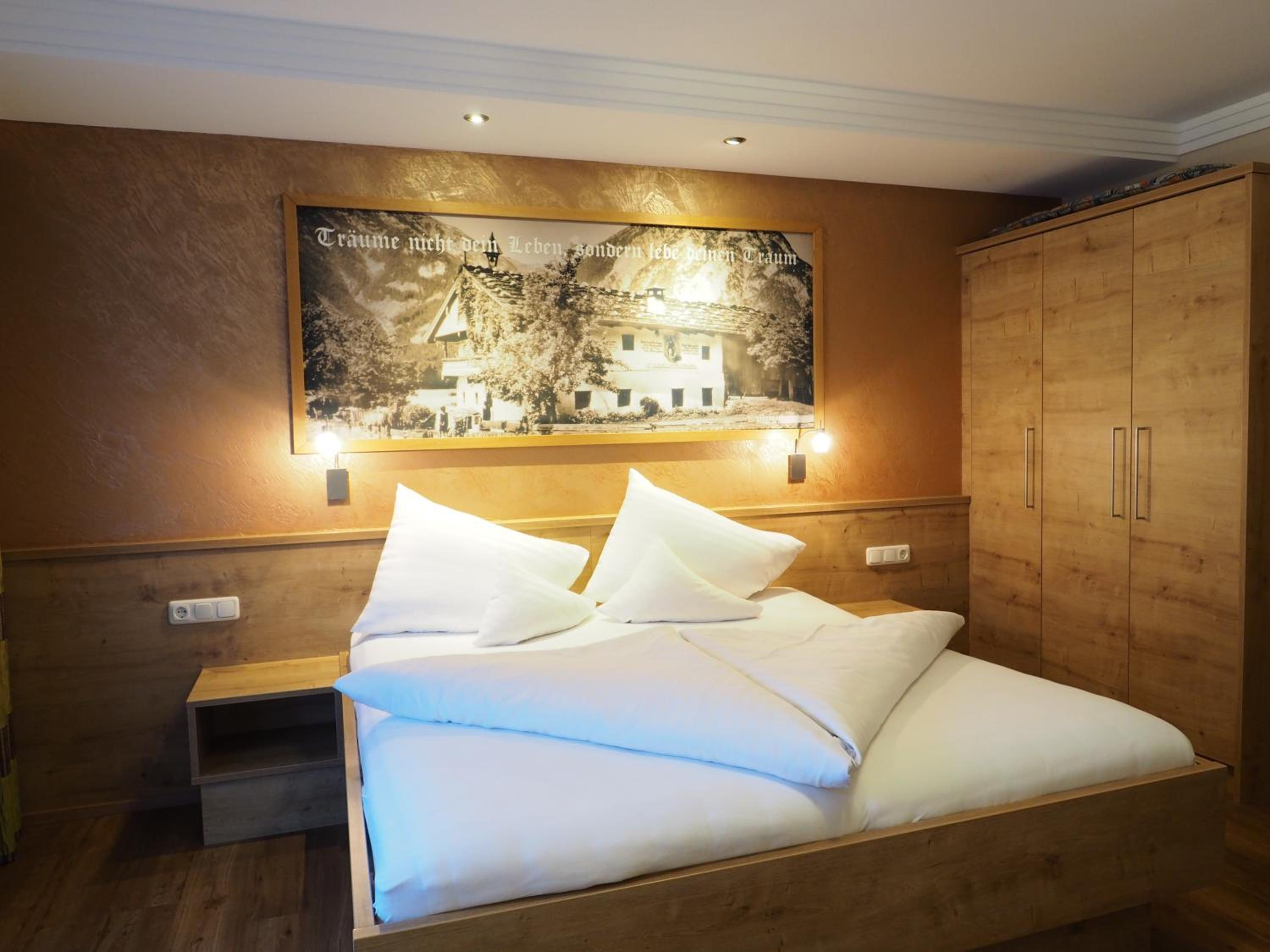 Comfort Double Room with Lake View 1 photo 3