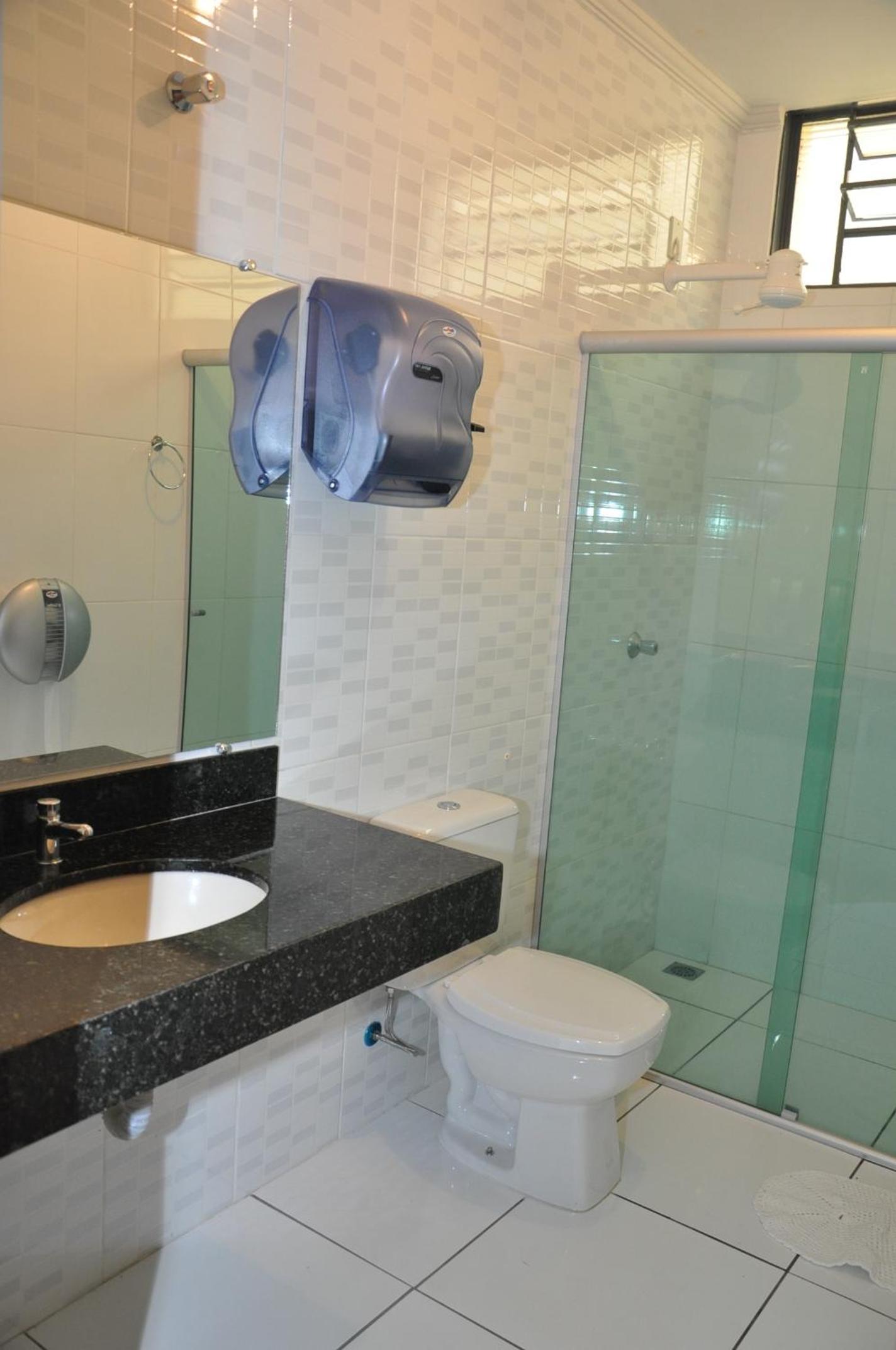 Standard Double or Twin Room photo 3