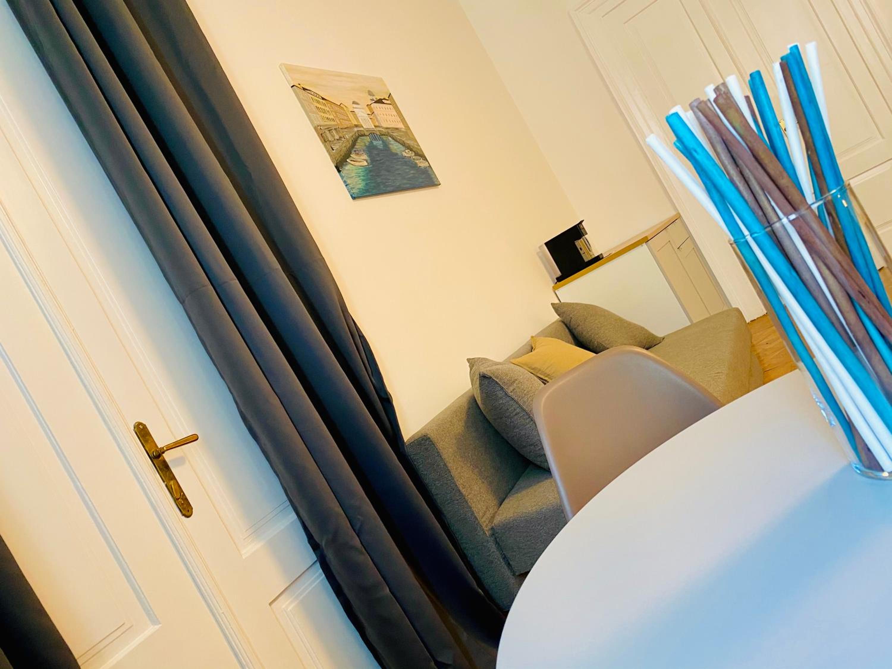Deluxe Room - Photo 29