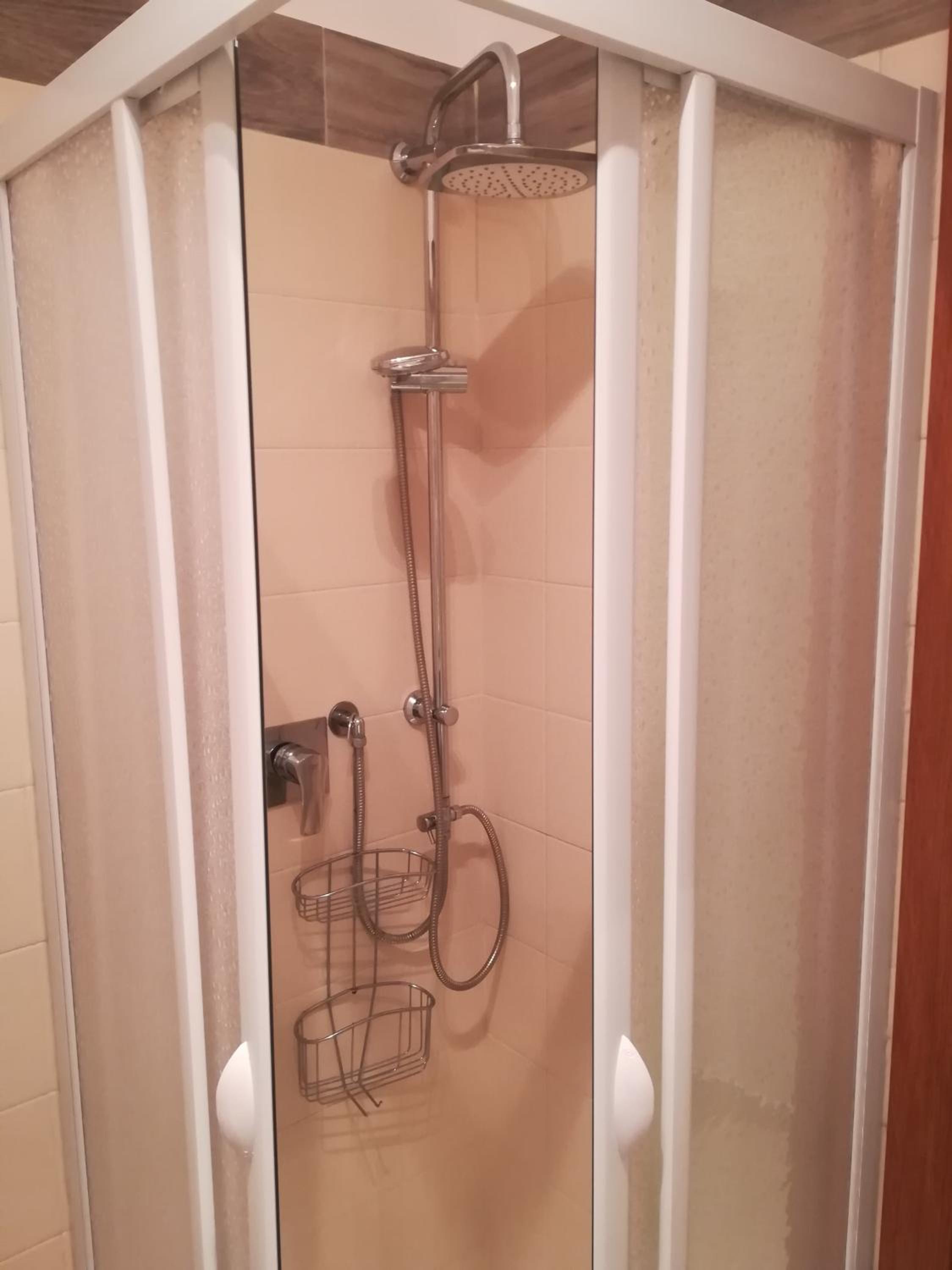 Double or Twin Room - Photo 31