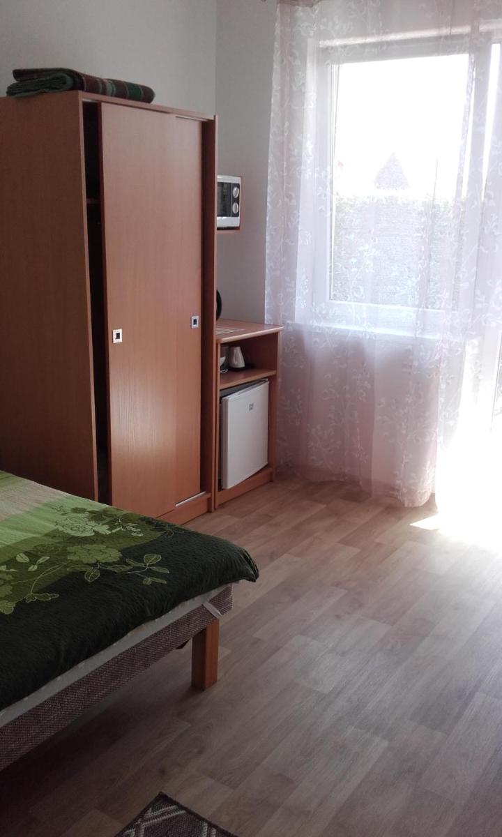 Double Room with Private Bathroom photo 2