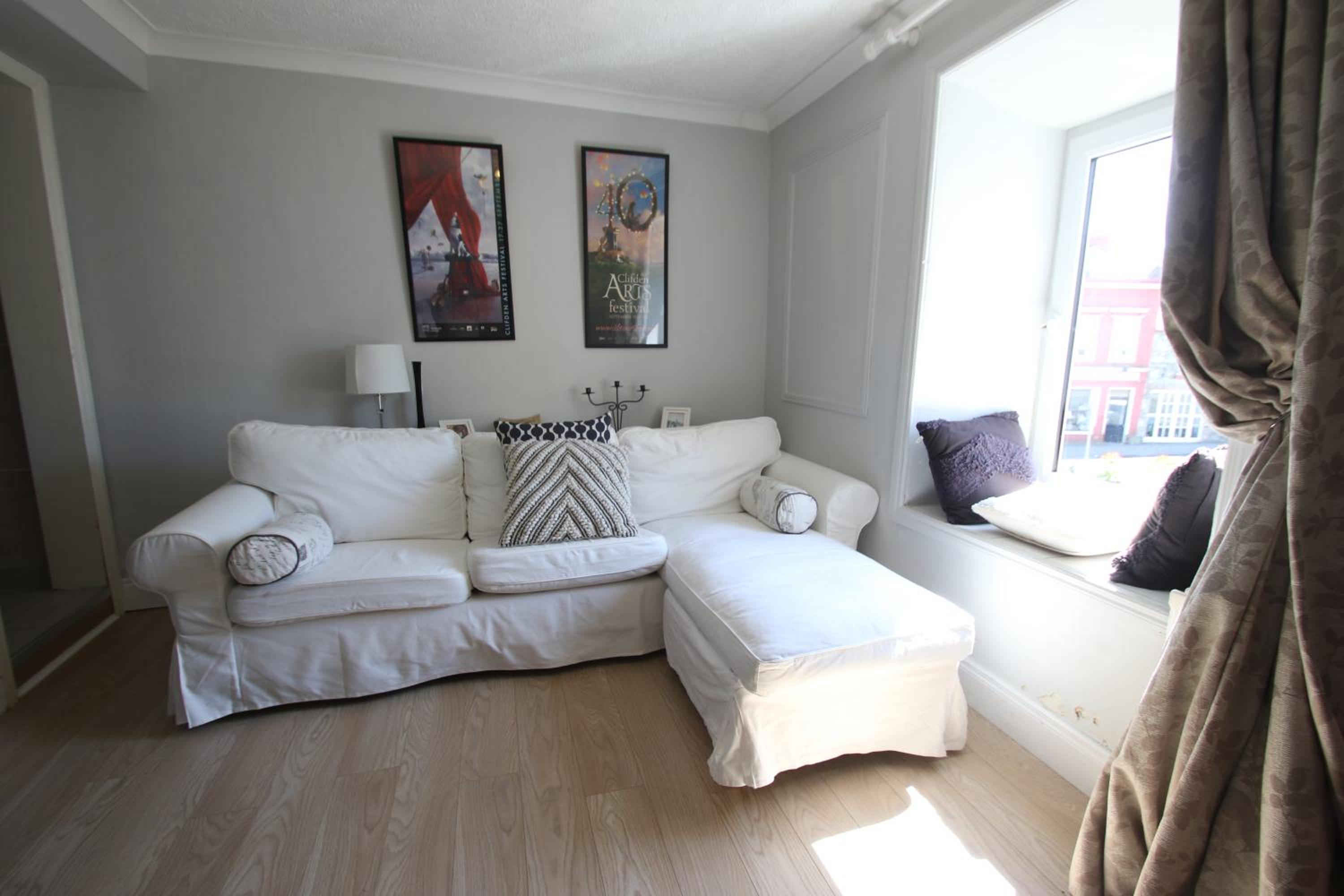 Apartment - Split Level - Photo 11