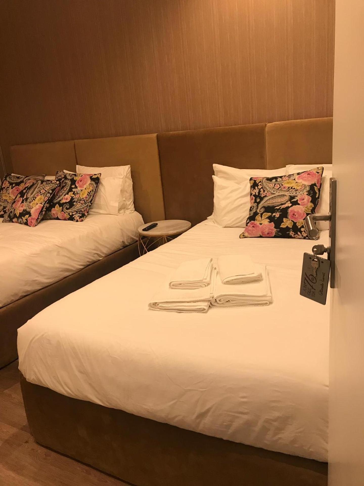Quadruple Room with Shared Bathroom photo 3