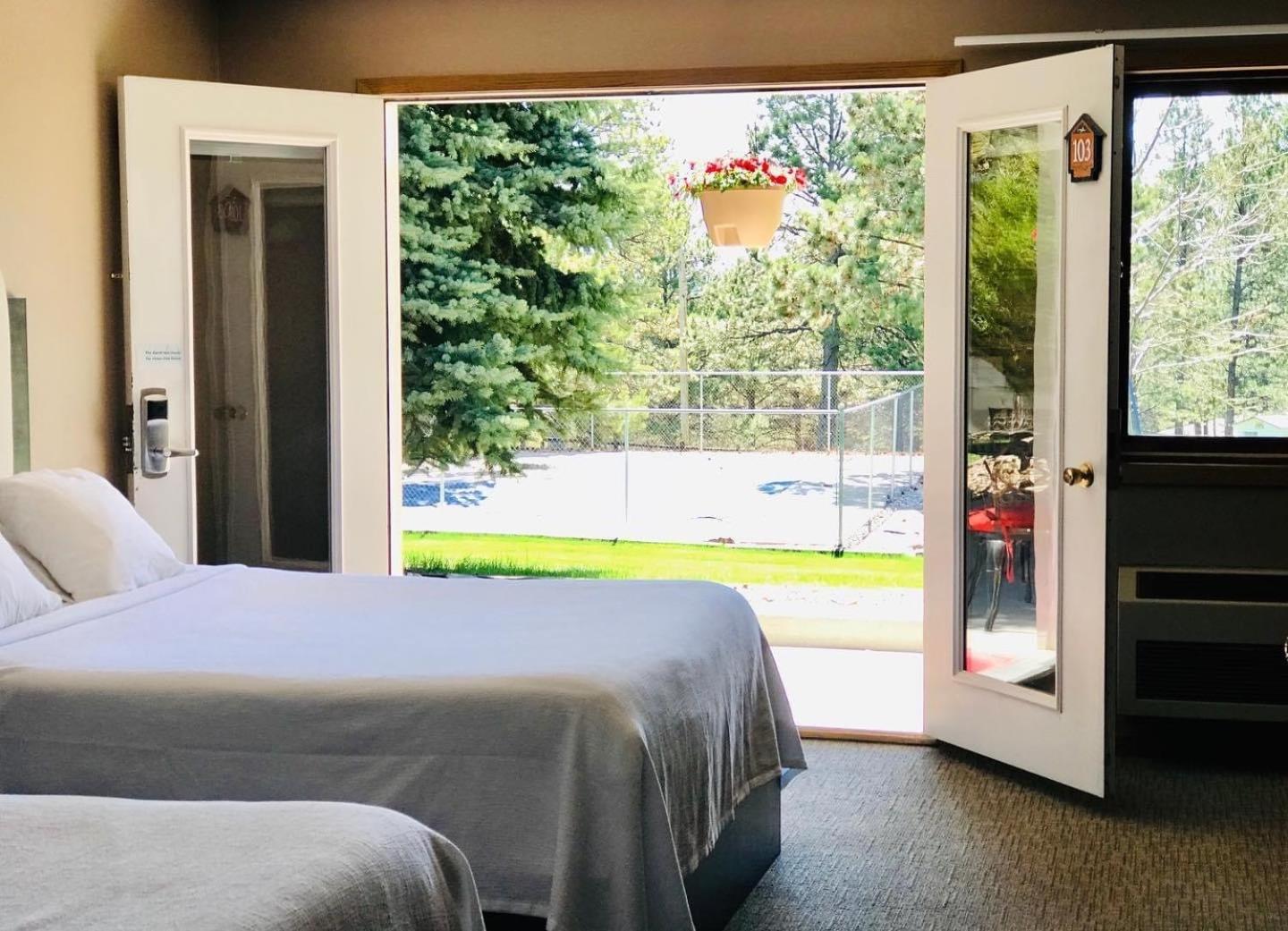 Deluxe Queen Room with Two Queen Beds