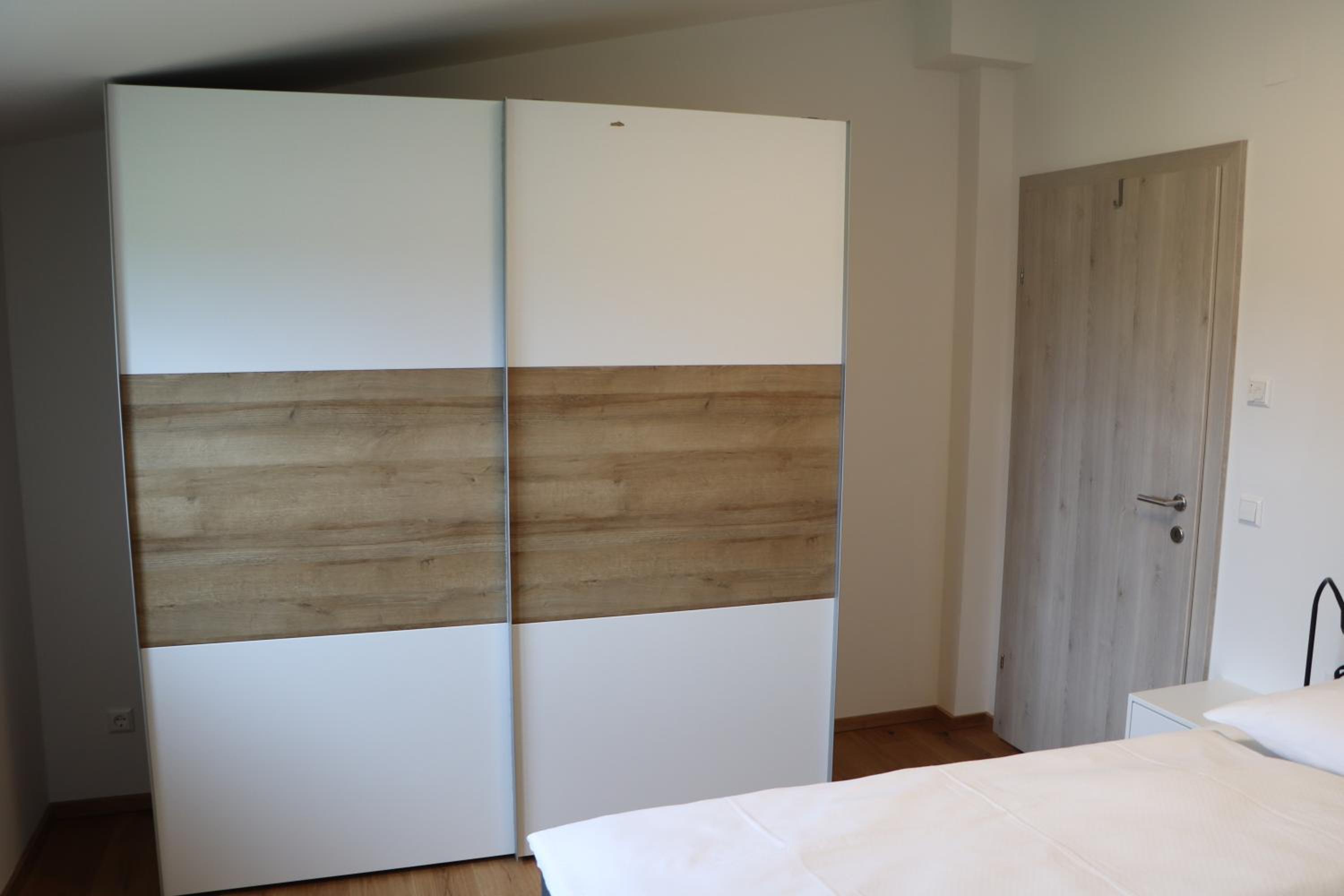 Apartment with Lake View photo 2