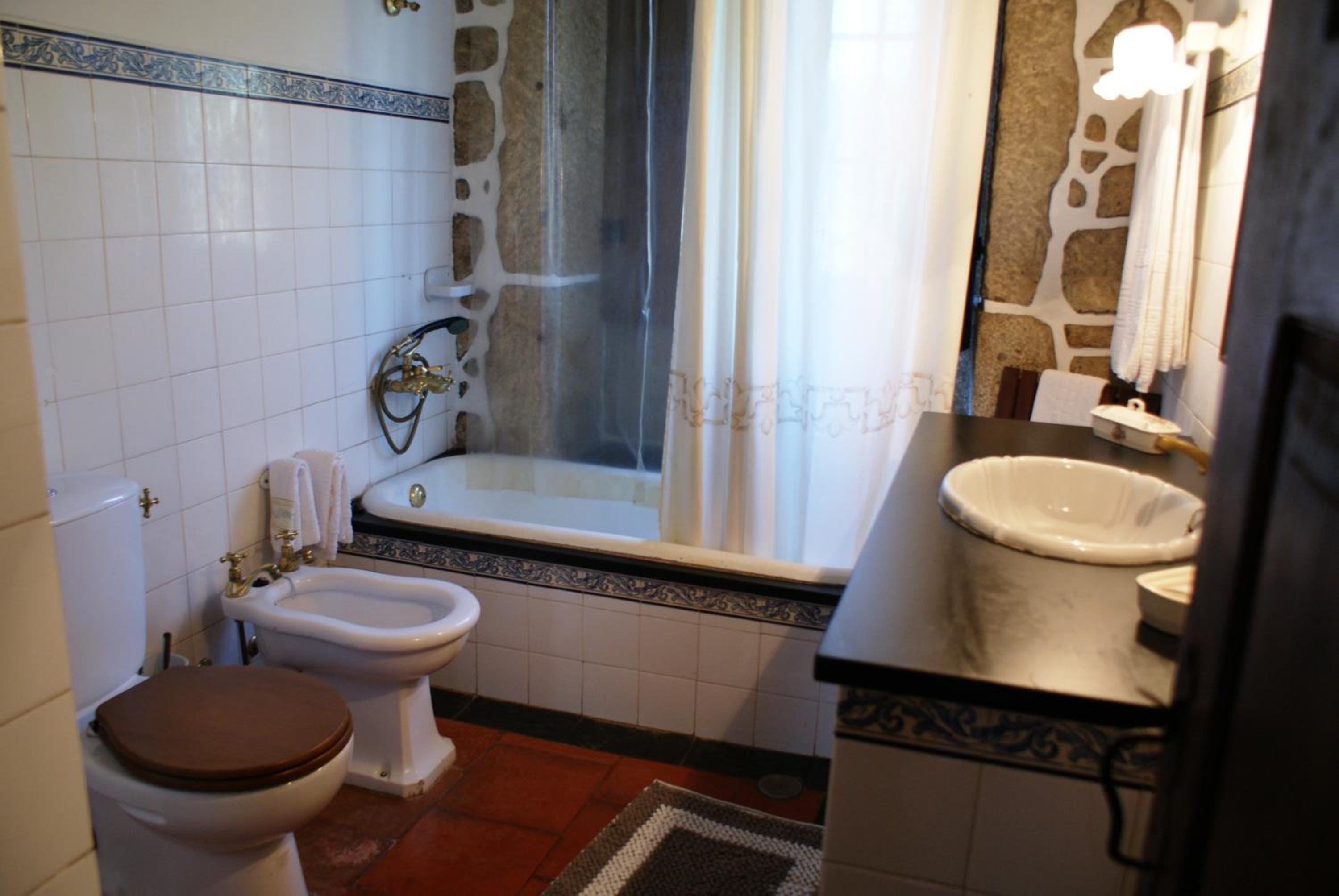 Four-Bedroom House photo 2