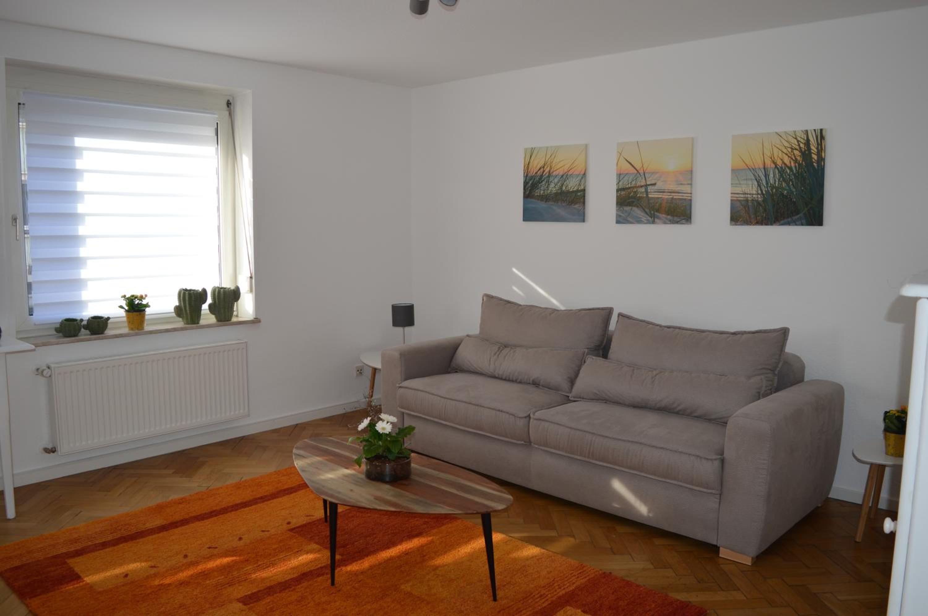 One-Bedroom Apartment with Balcony and City View photo 1