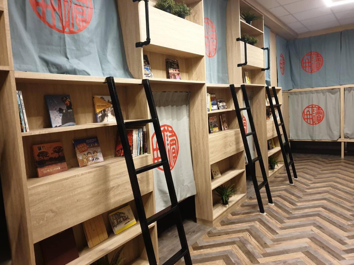 Bunk Bed in Mixed Dormitory Room with Free Room Upgrade photo 2