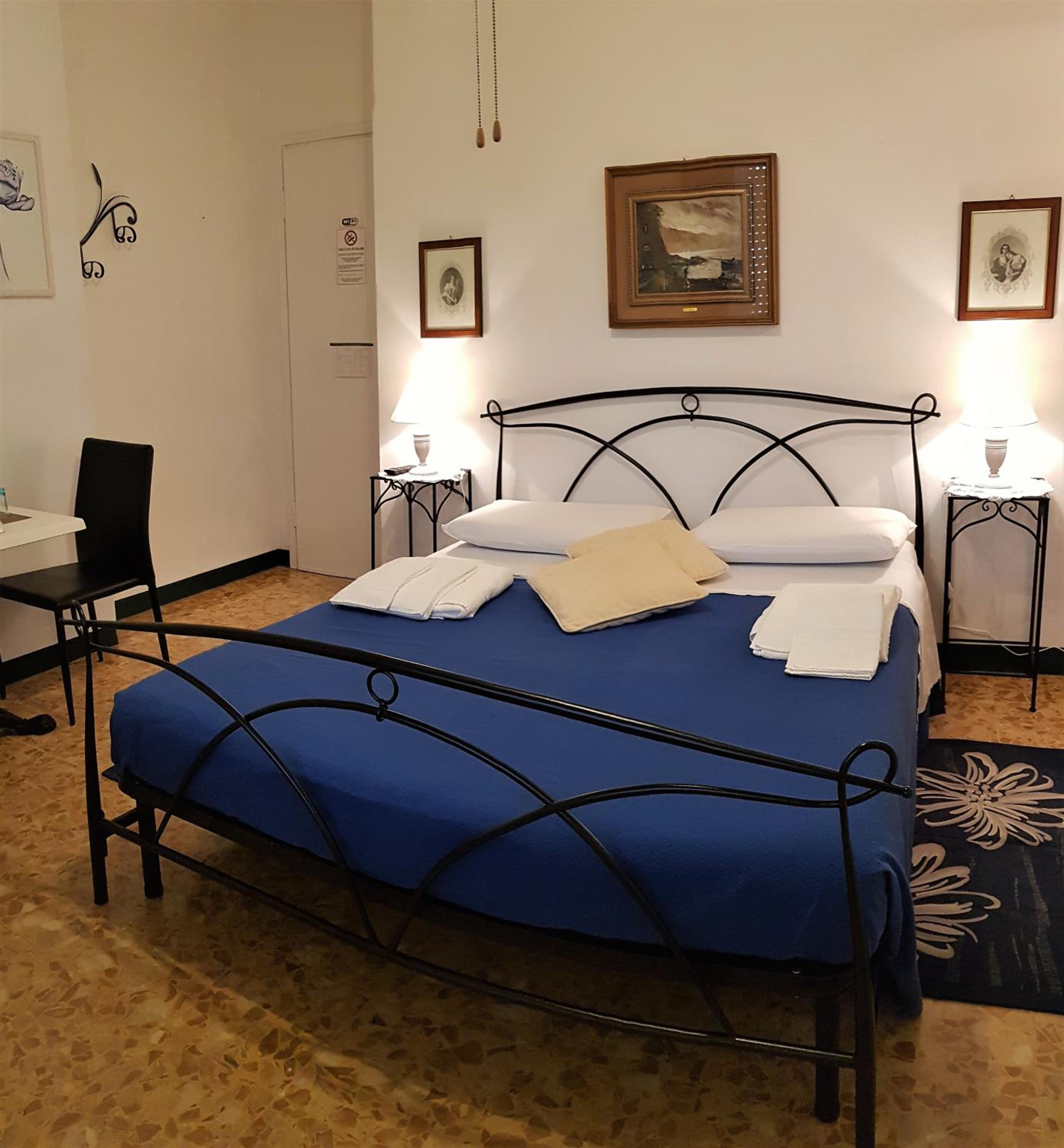 Double Room with Balcony photo 2