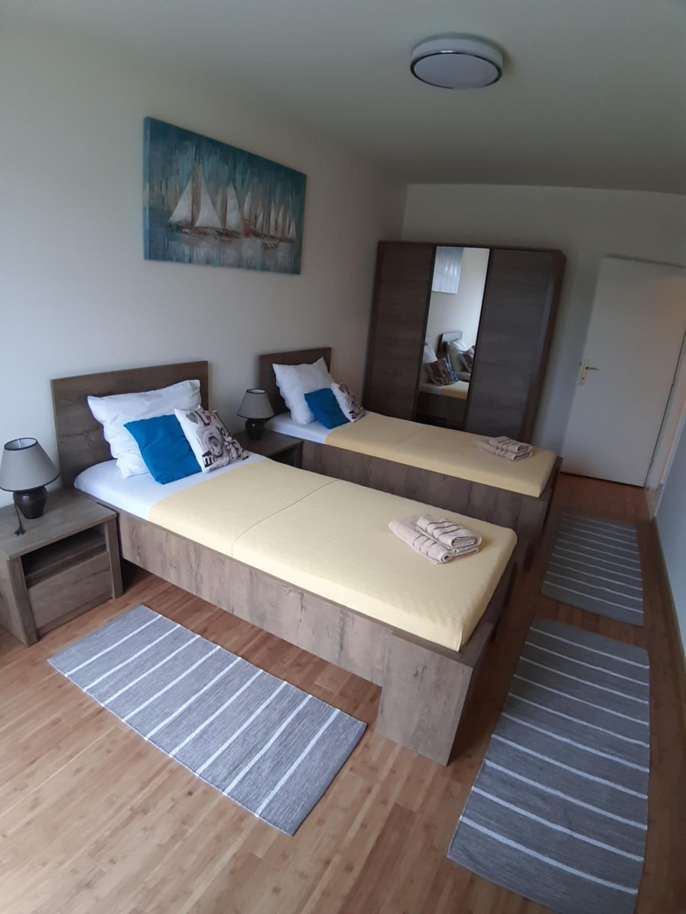 Apartment with Sea View - Photo 32