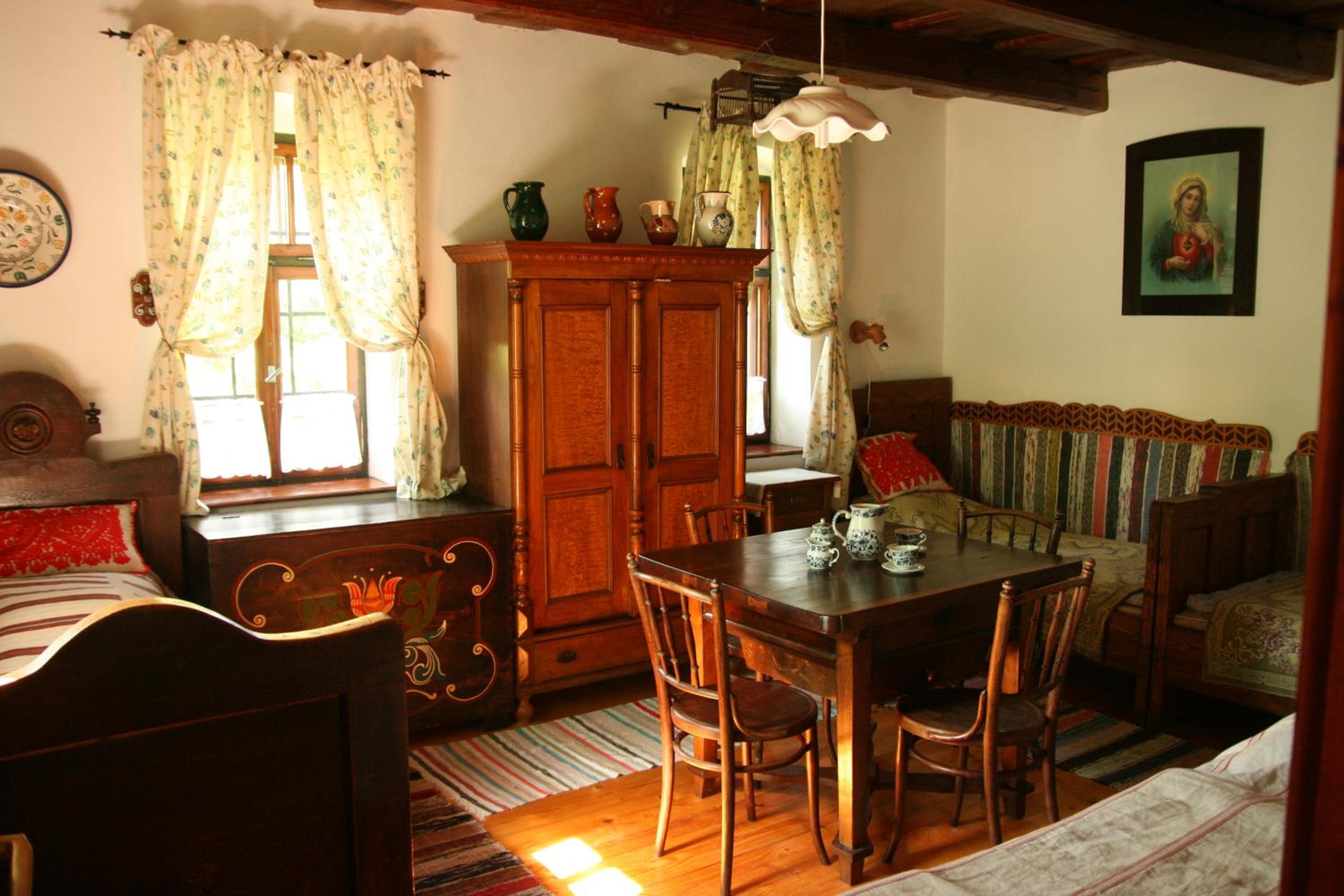 Quadruple Room with Private Bathroom photo 1