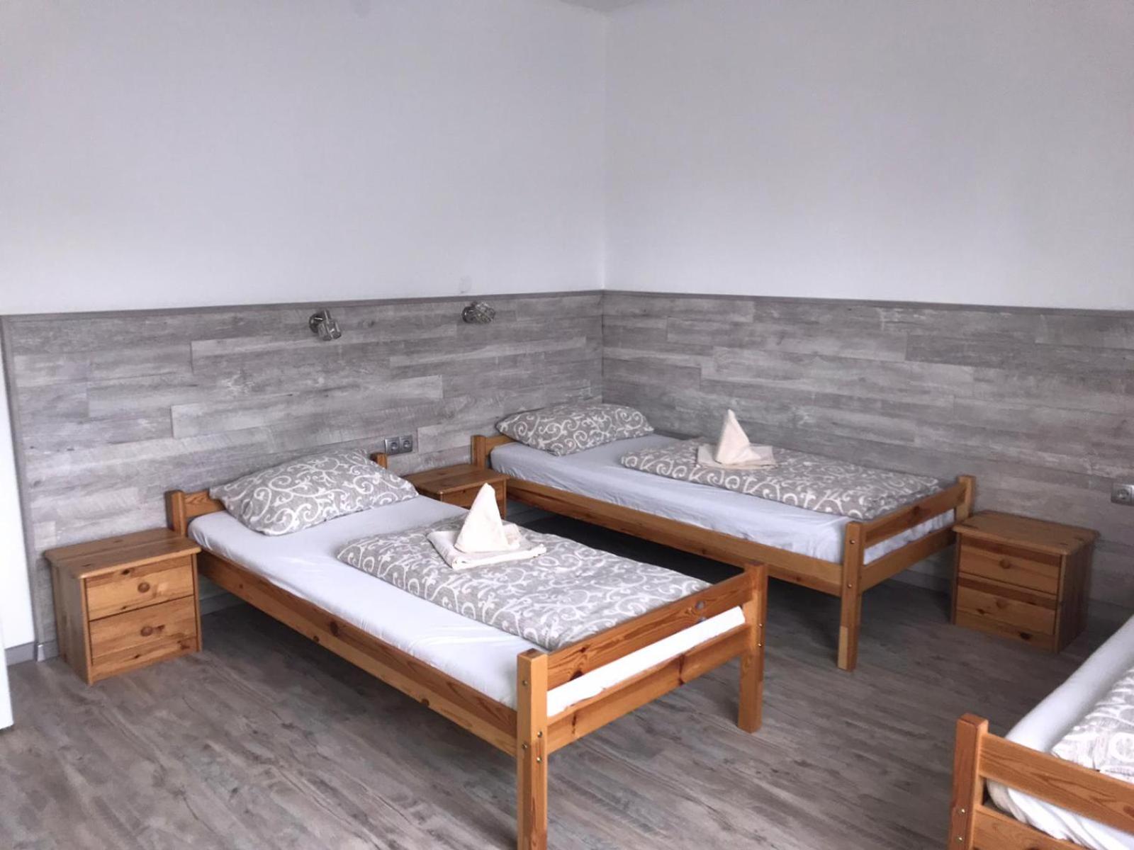 Standard Double Room with Shared Bathroom photo 1