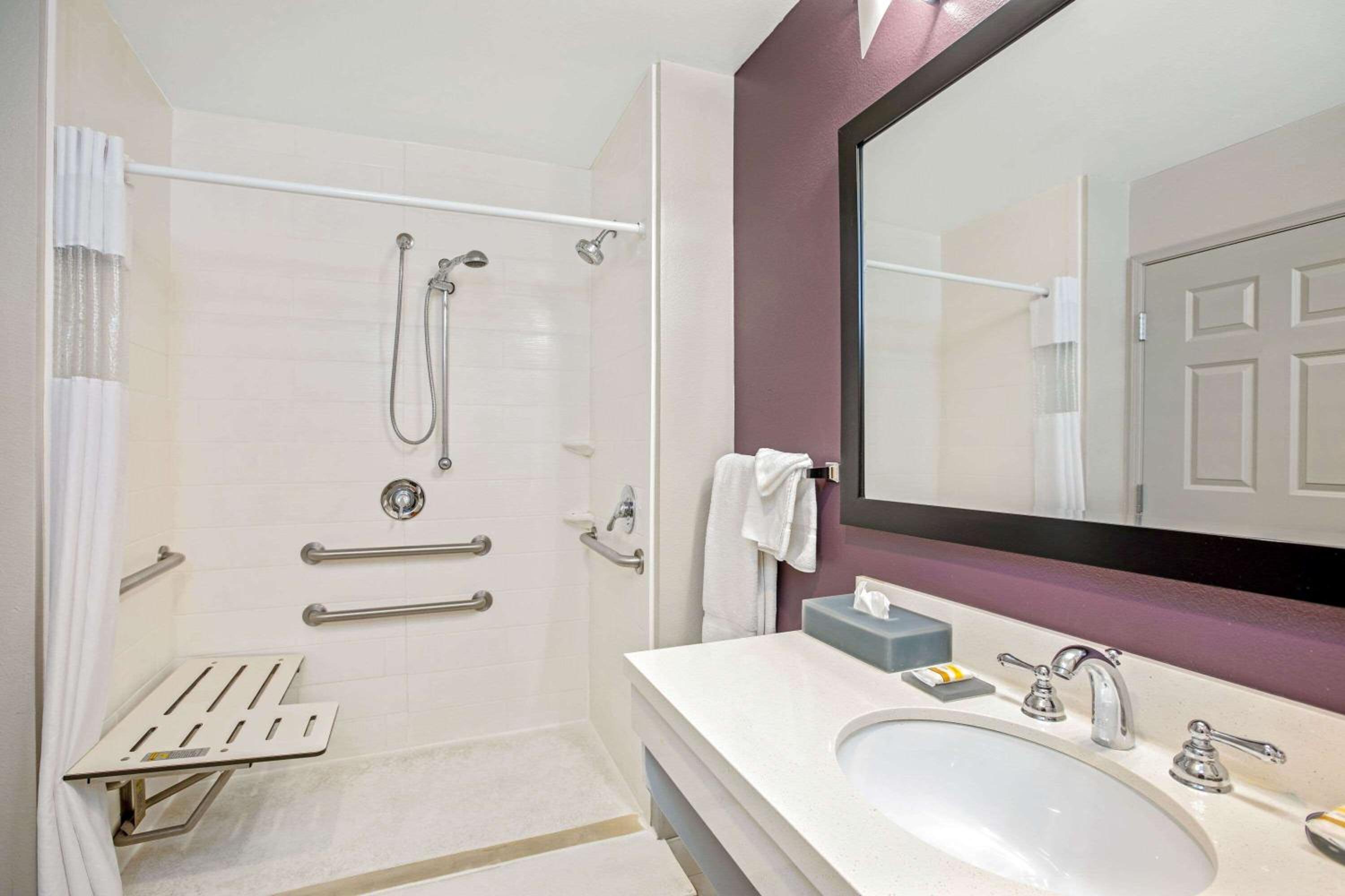 La Quinta by Wyndham Corpus Christi - Portland, Photo 6