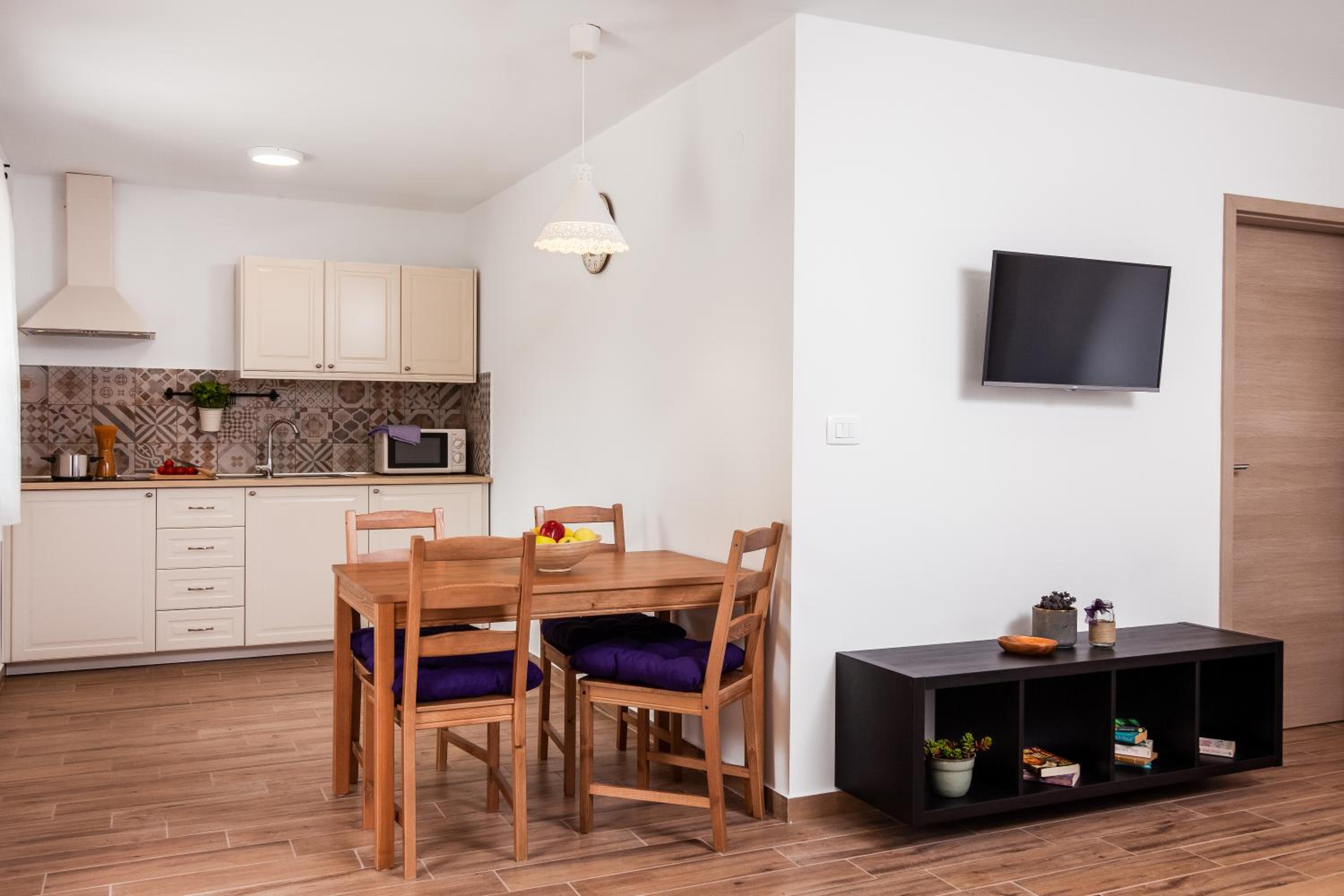Apartment - Ground Floor photo 3