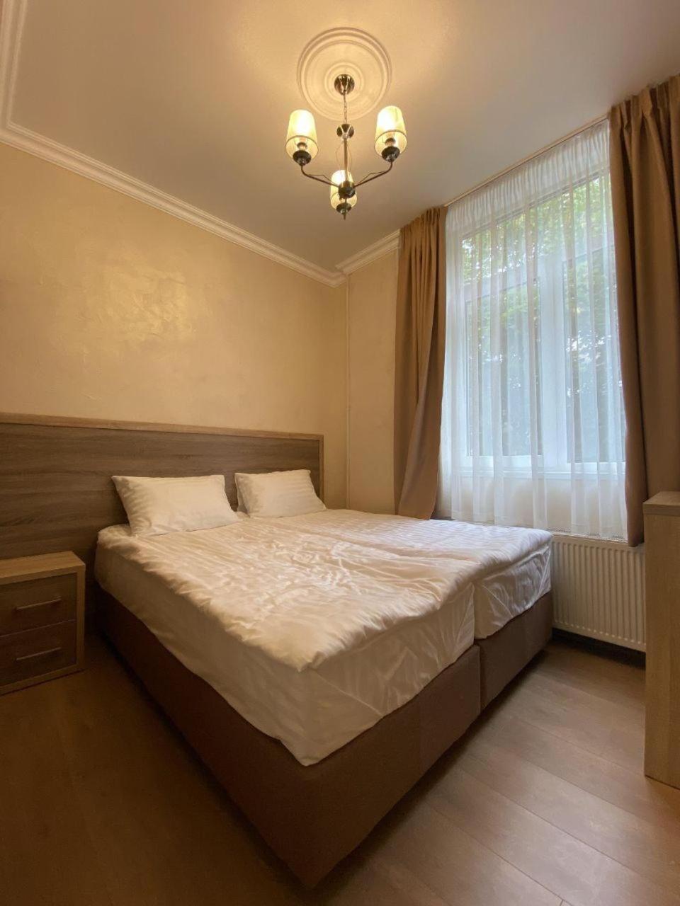 Deluxe Double Room with Shower photo 1
