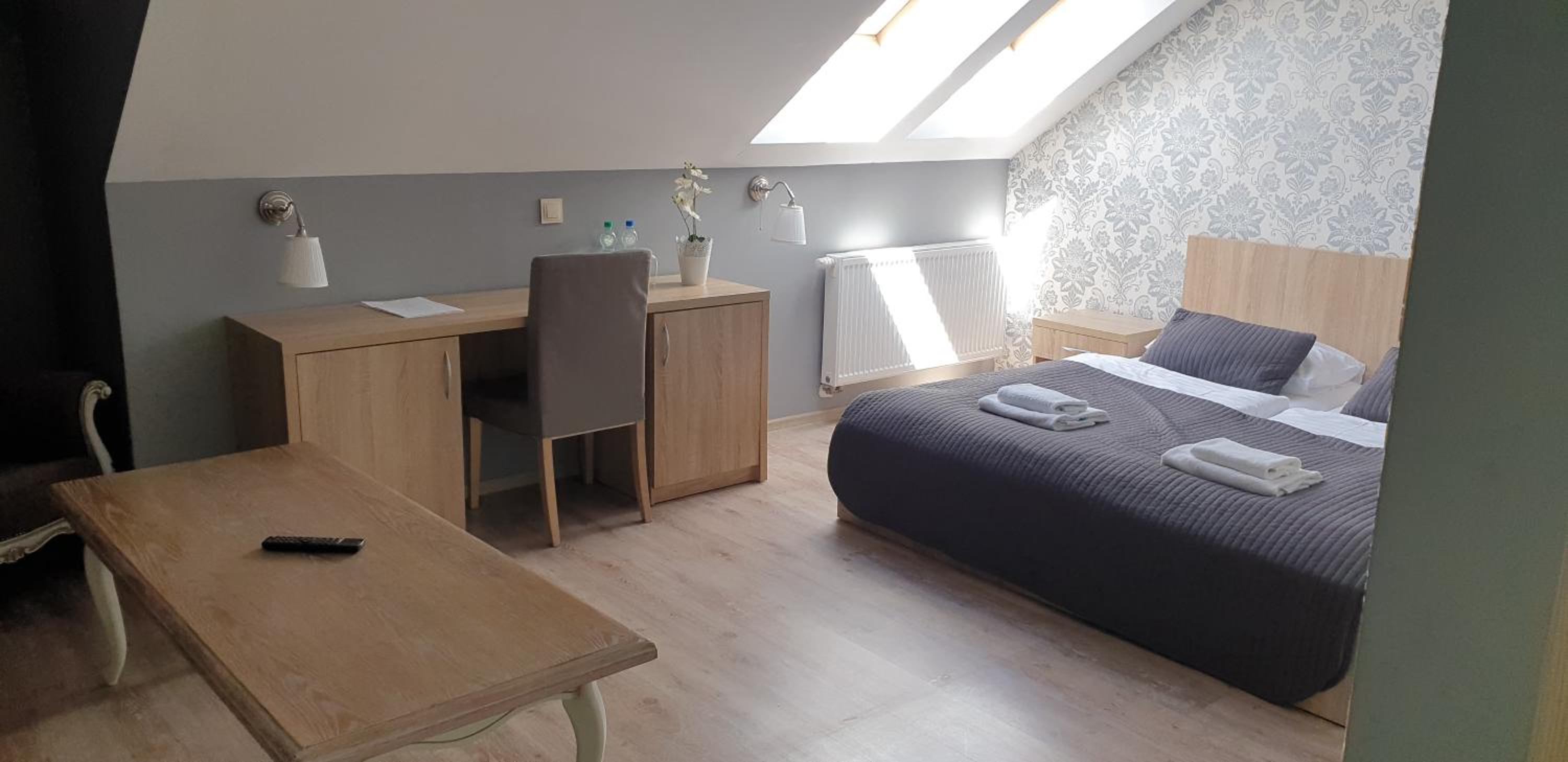 Deluxe Double or Twin Room - Photo 4
