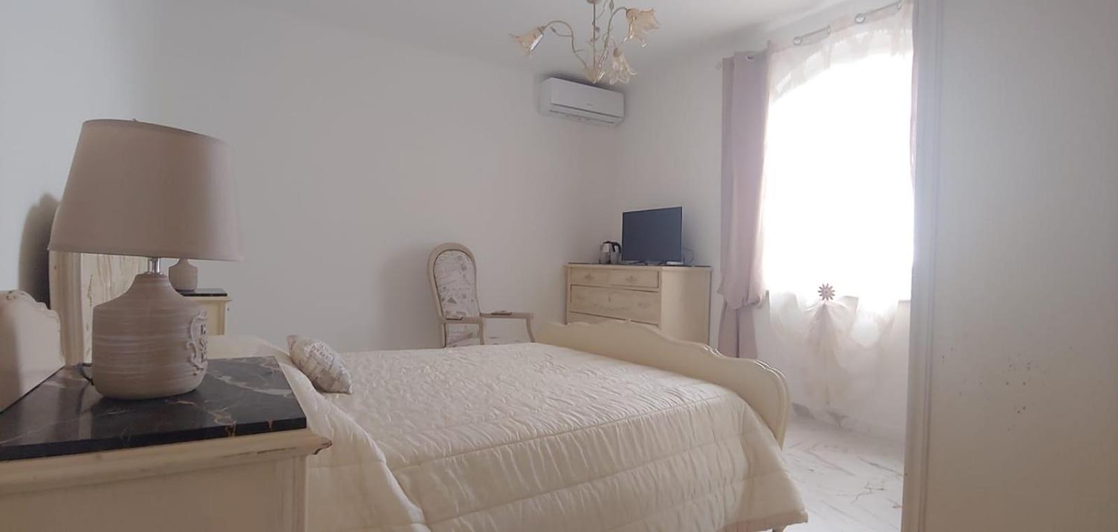 Deluxe Triple Room - Photo 5