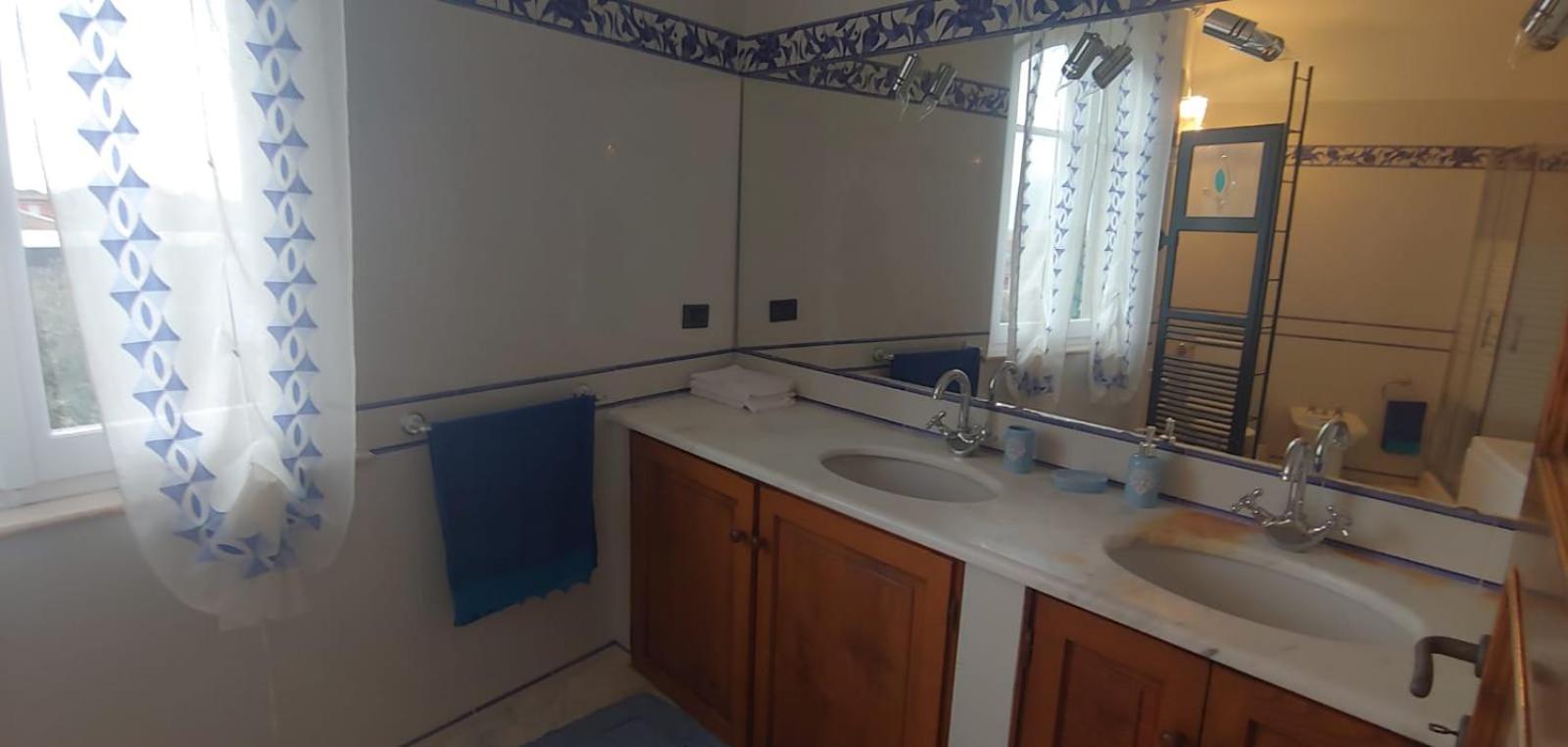 Deluxe Triple Room - Photo 6