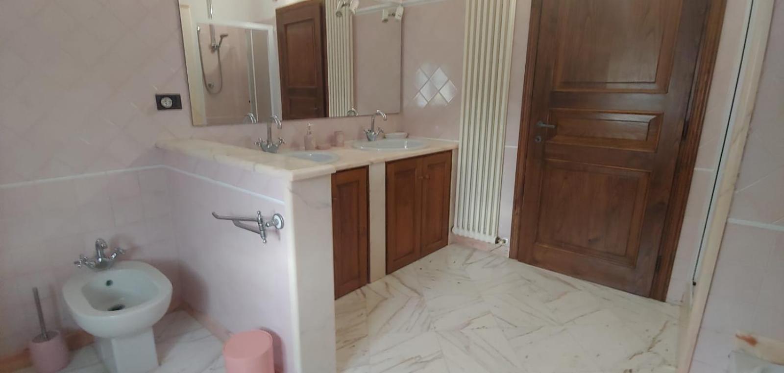 Triple Room with Shared Bathroom photo 3
