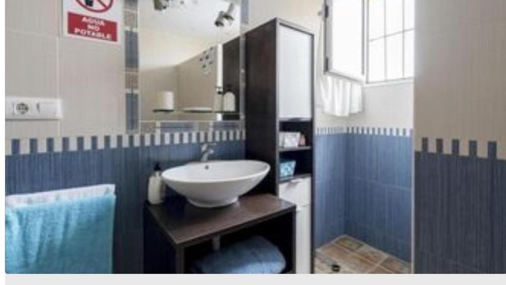 Two-Bedroom House photo 3