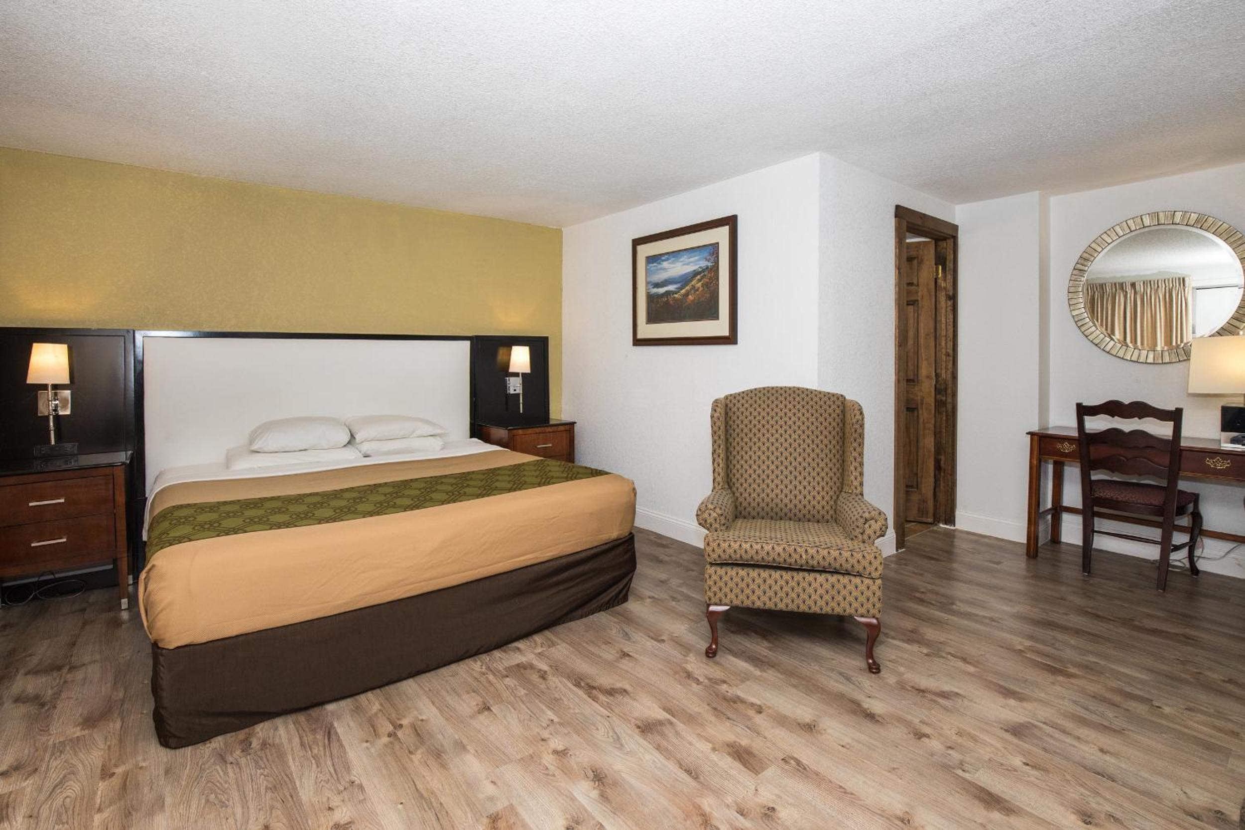 Standard King Room - No Balcony photo 1