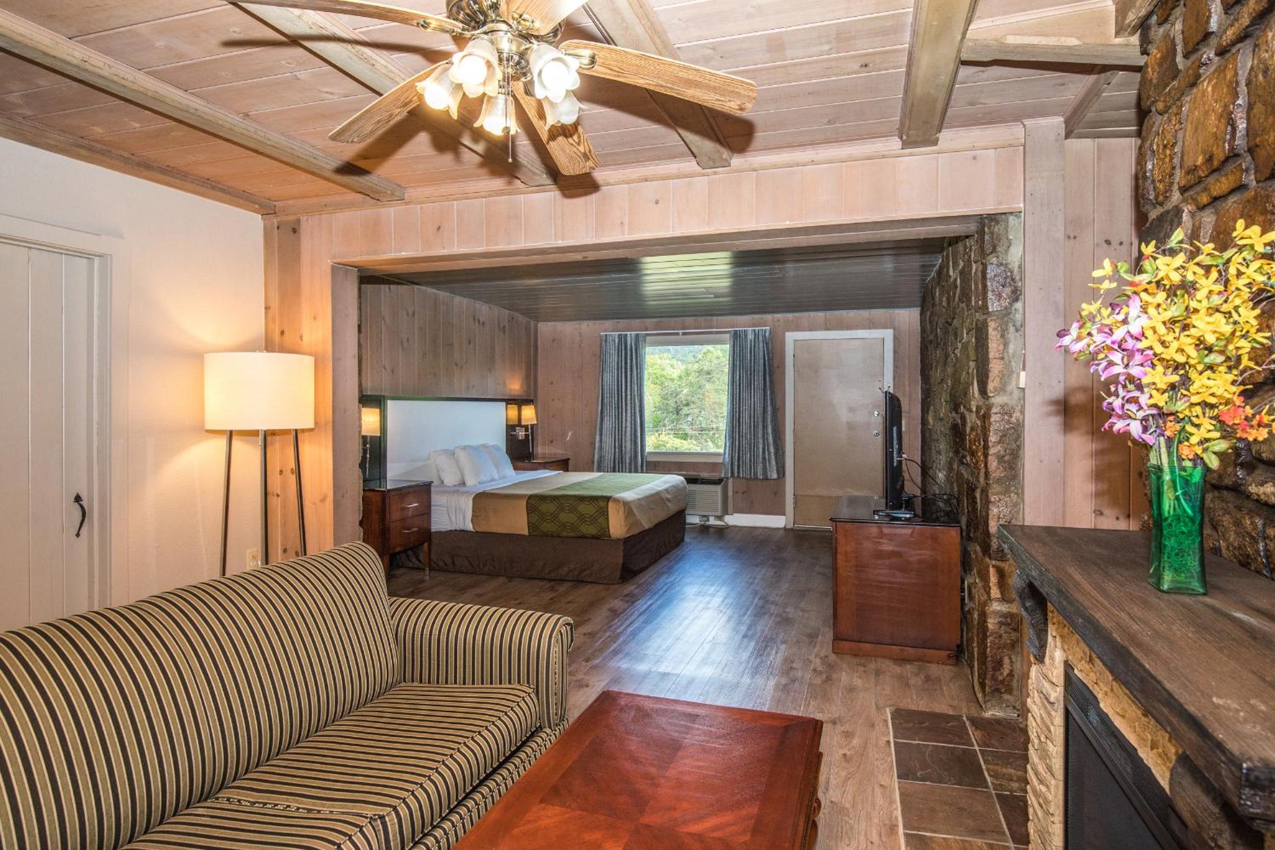 King Room with Mountain View - Photo 4