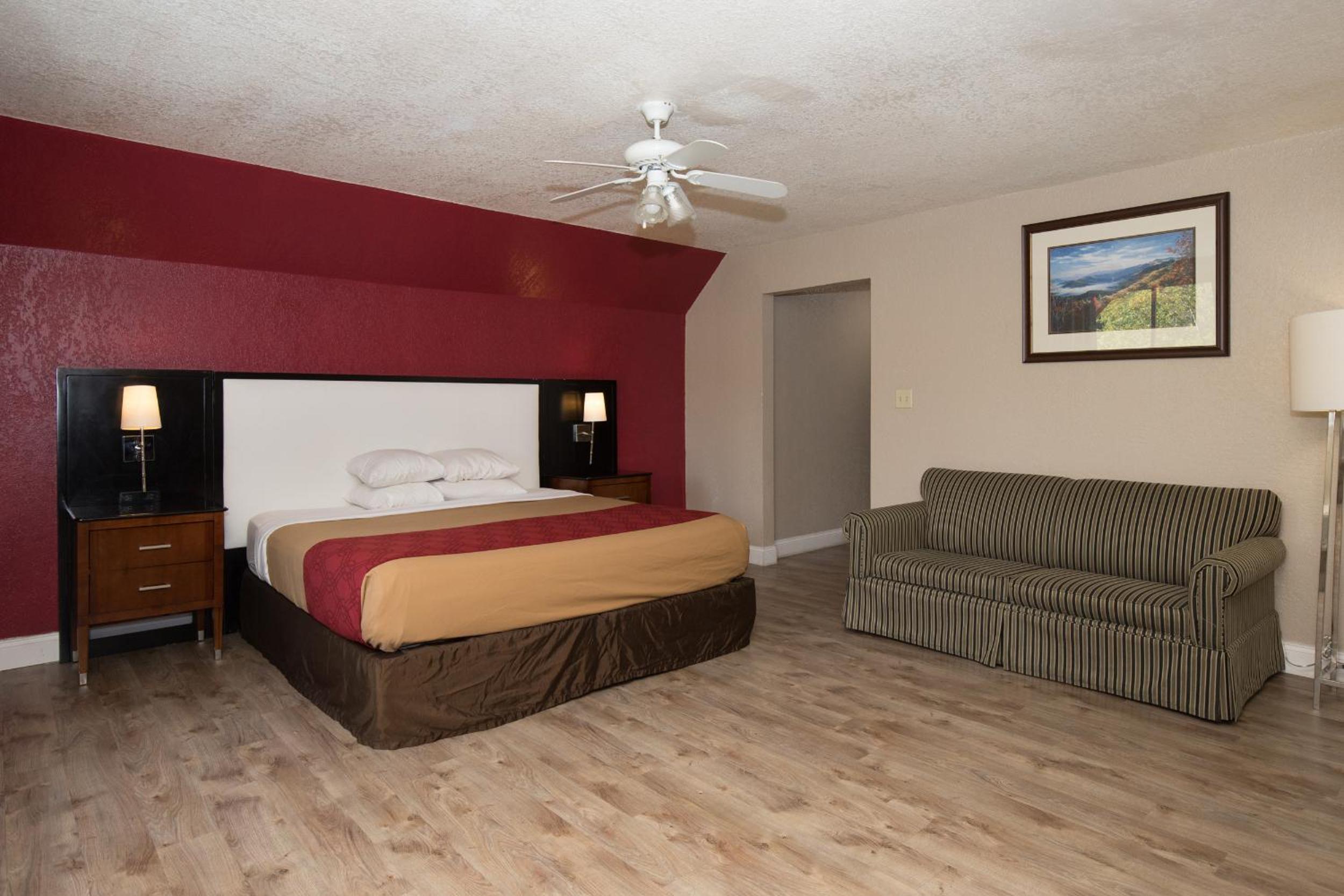 King Room with Mountain View - Photo 7
