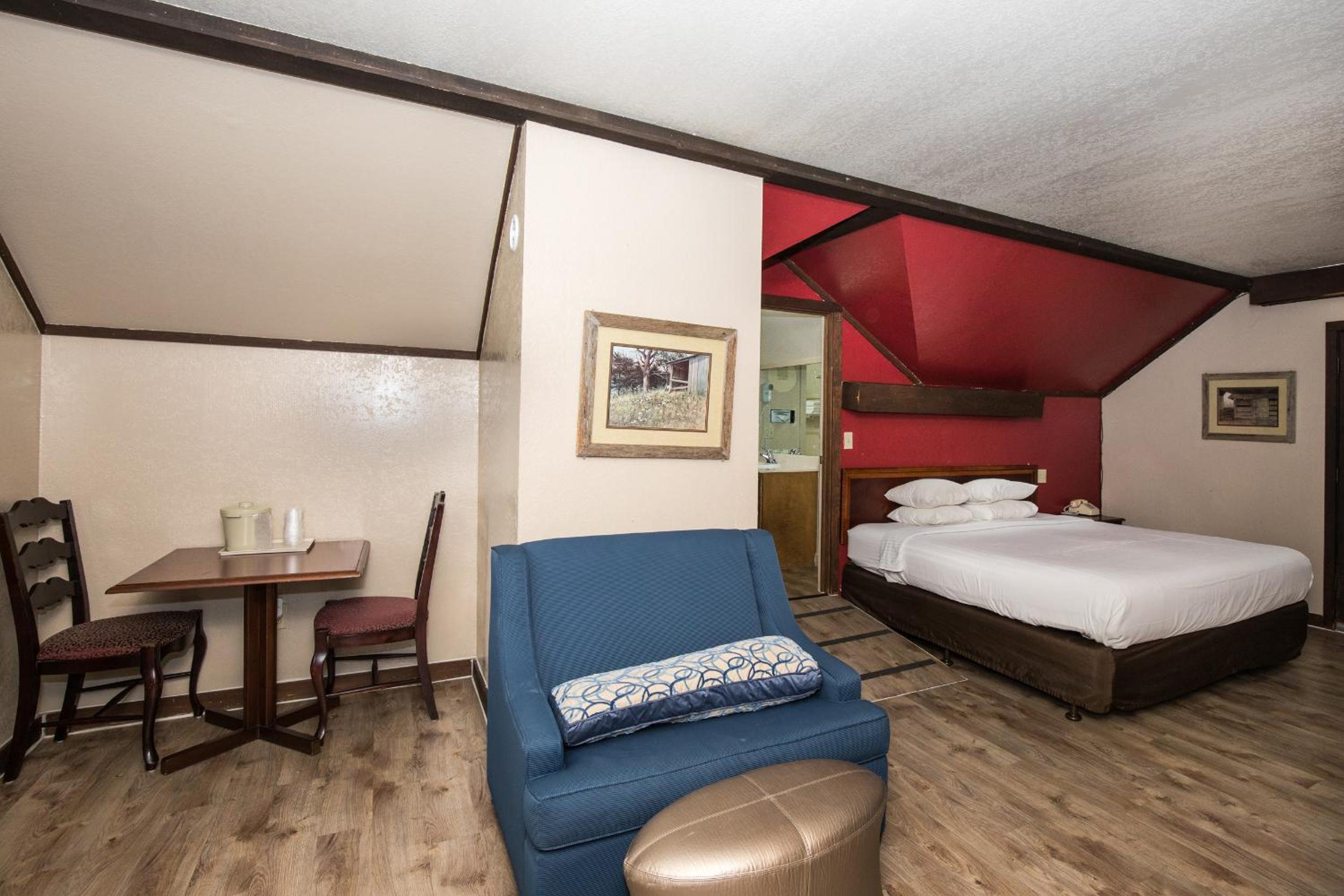 King Room with Mountain View - Photo 10