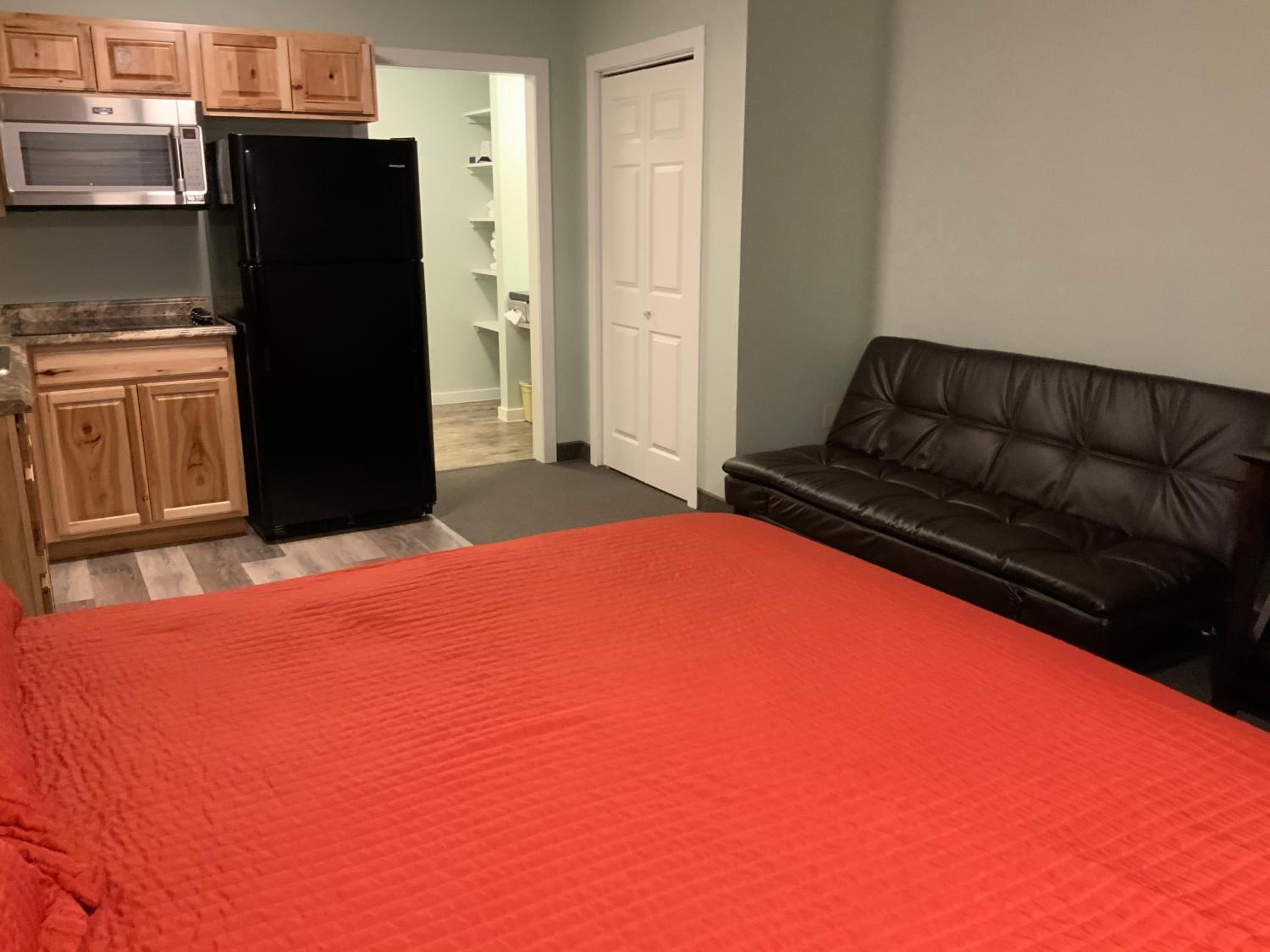 King Studio with Sofa Bed
