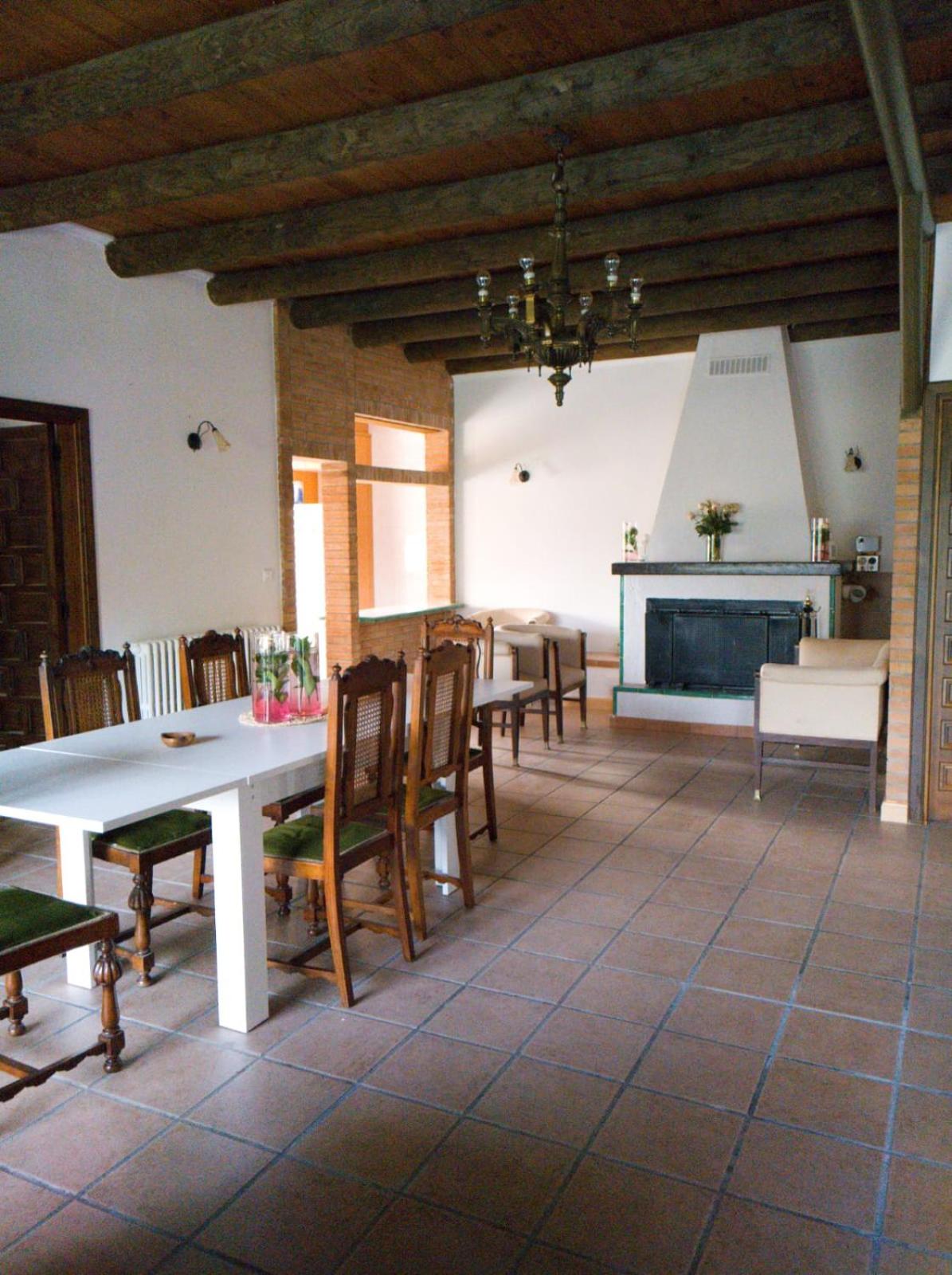 Villa photo 2