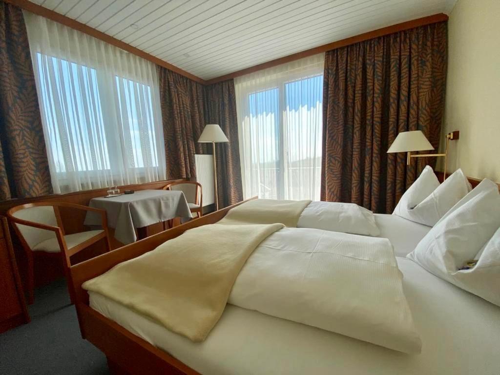 Double Room with Balcony photo 3