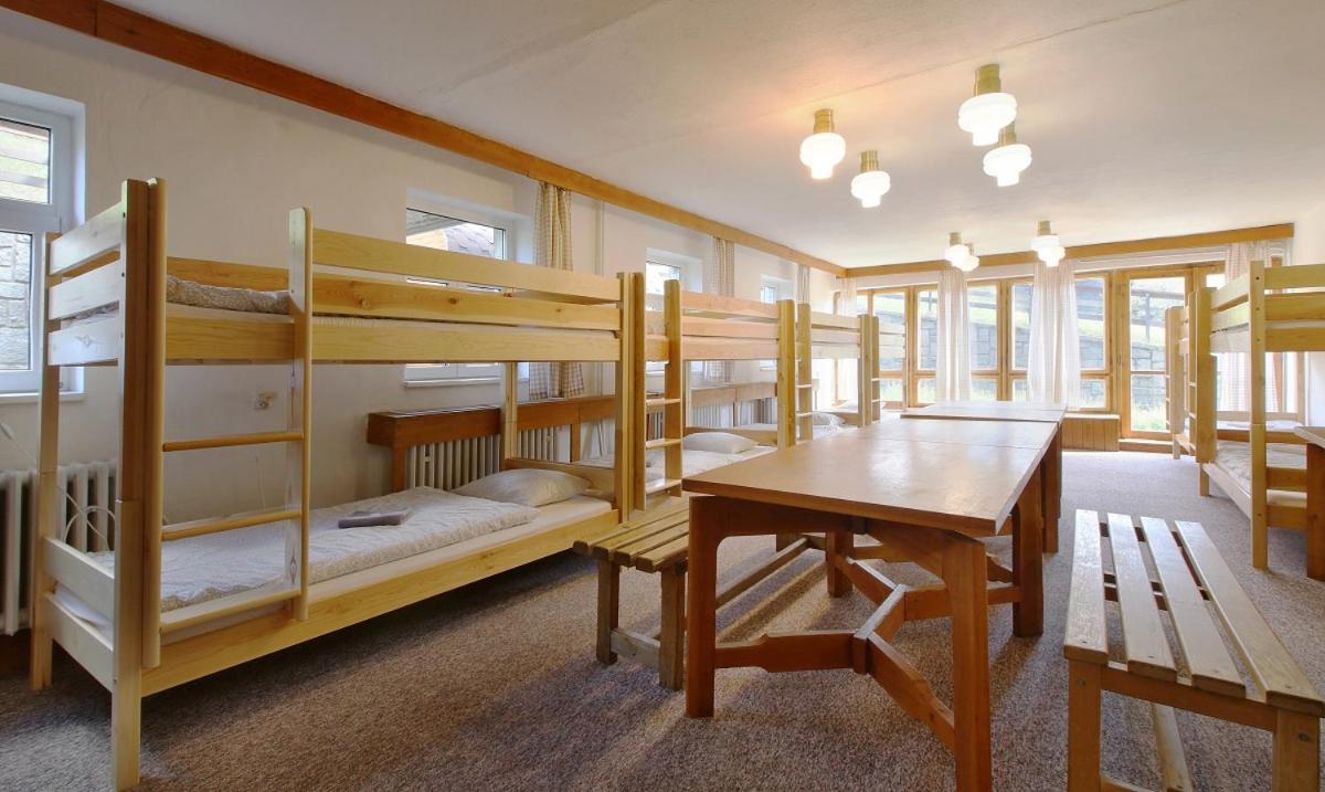 Mixed Dormitory Room photo 1