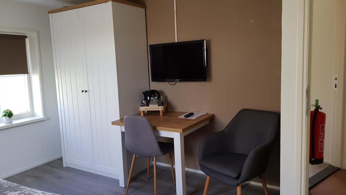 Large Twin Room photo 1