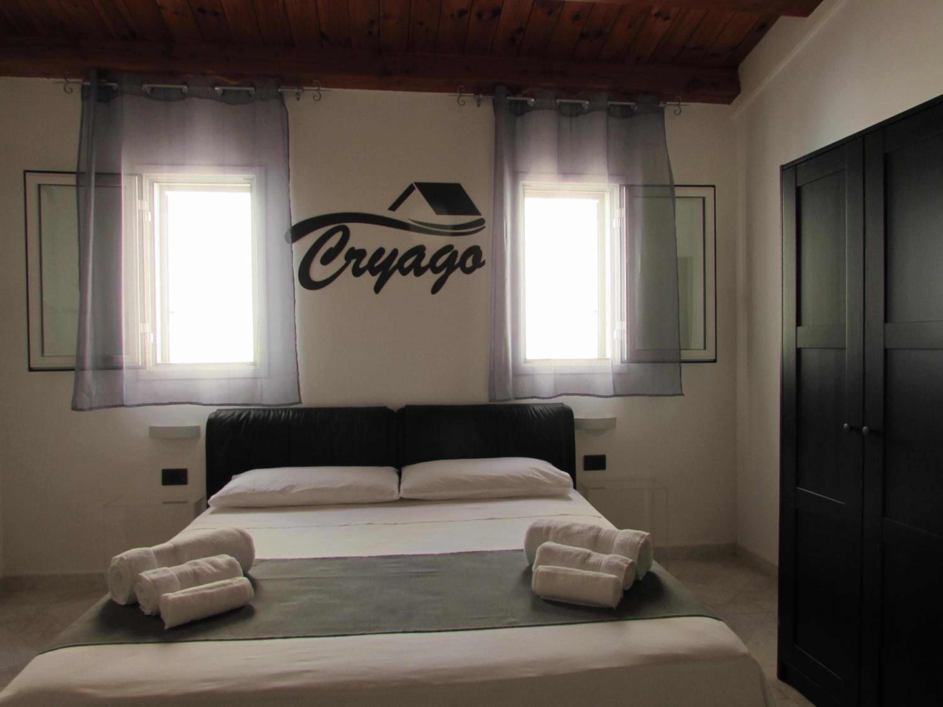 Standard Double Room - Photo 27