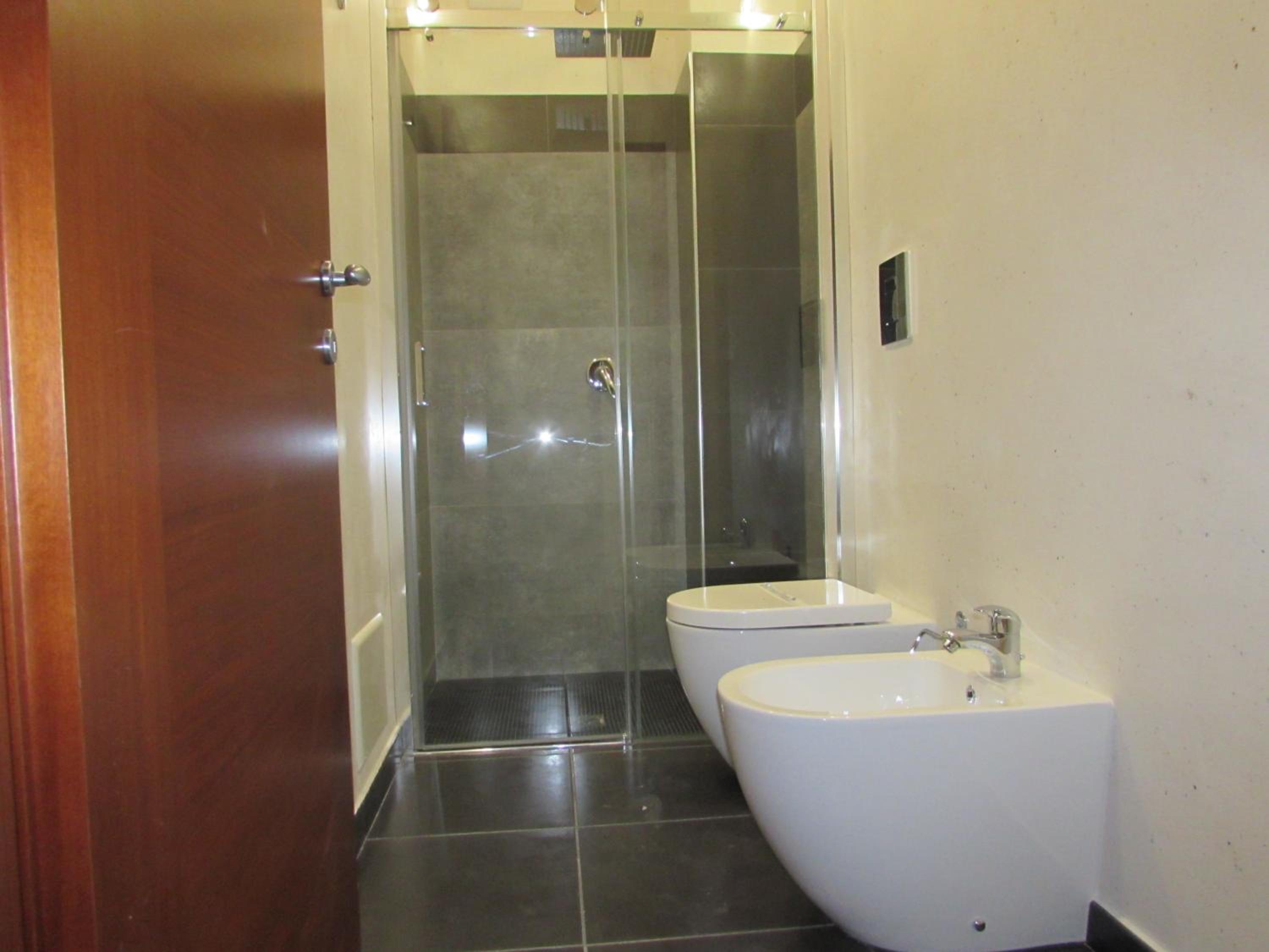 Standard Double Room - Photo 10