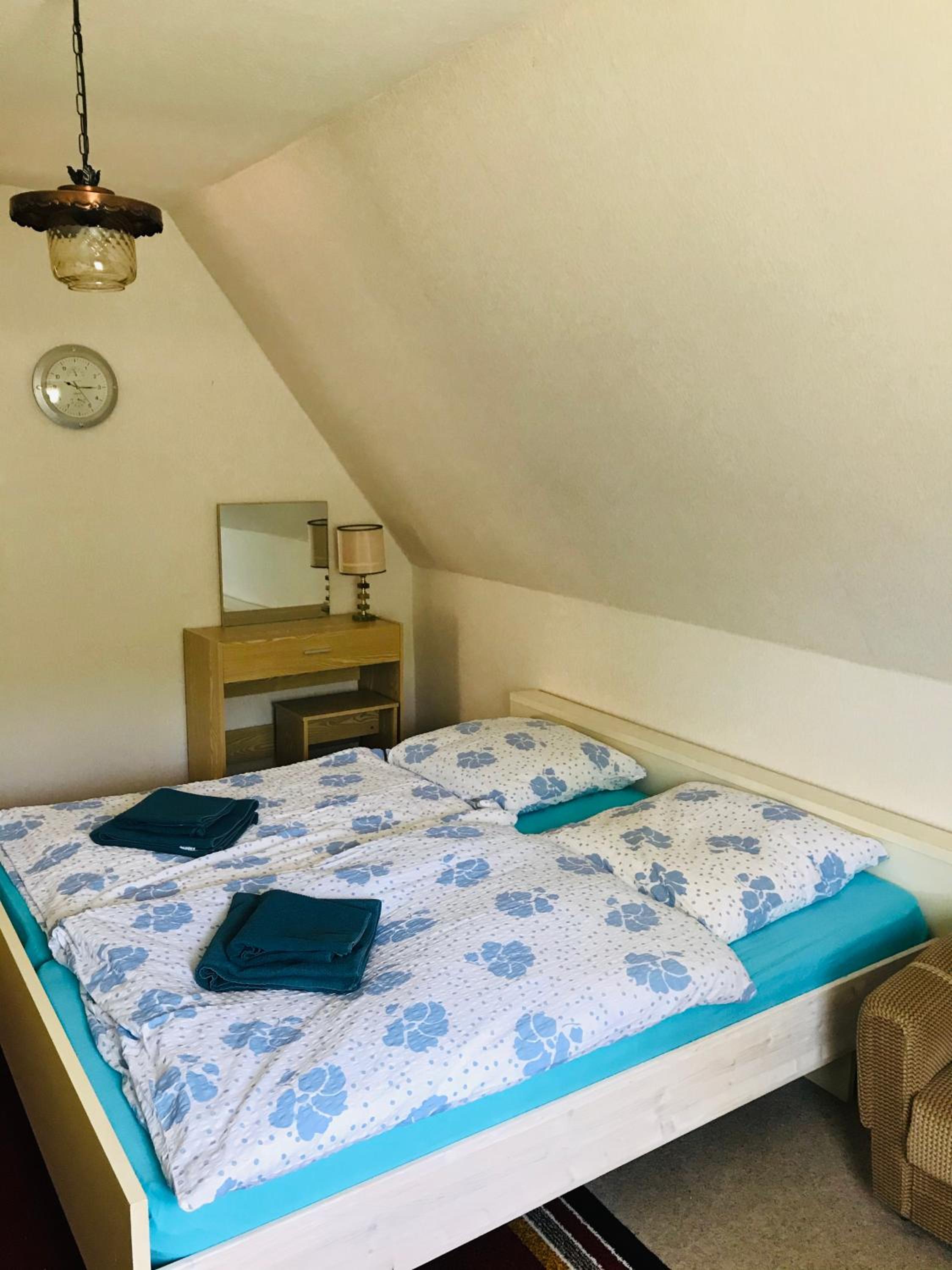 Double Room with Private Bathroom photo 2